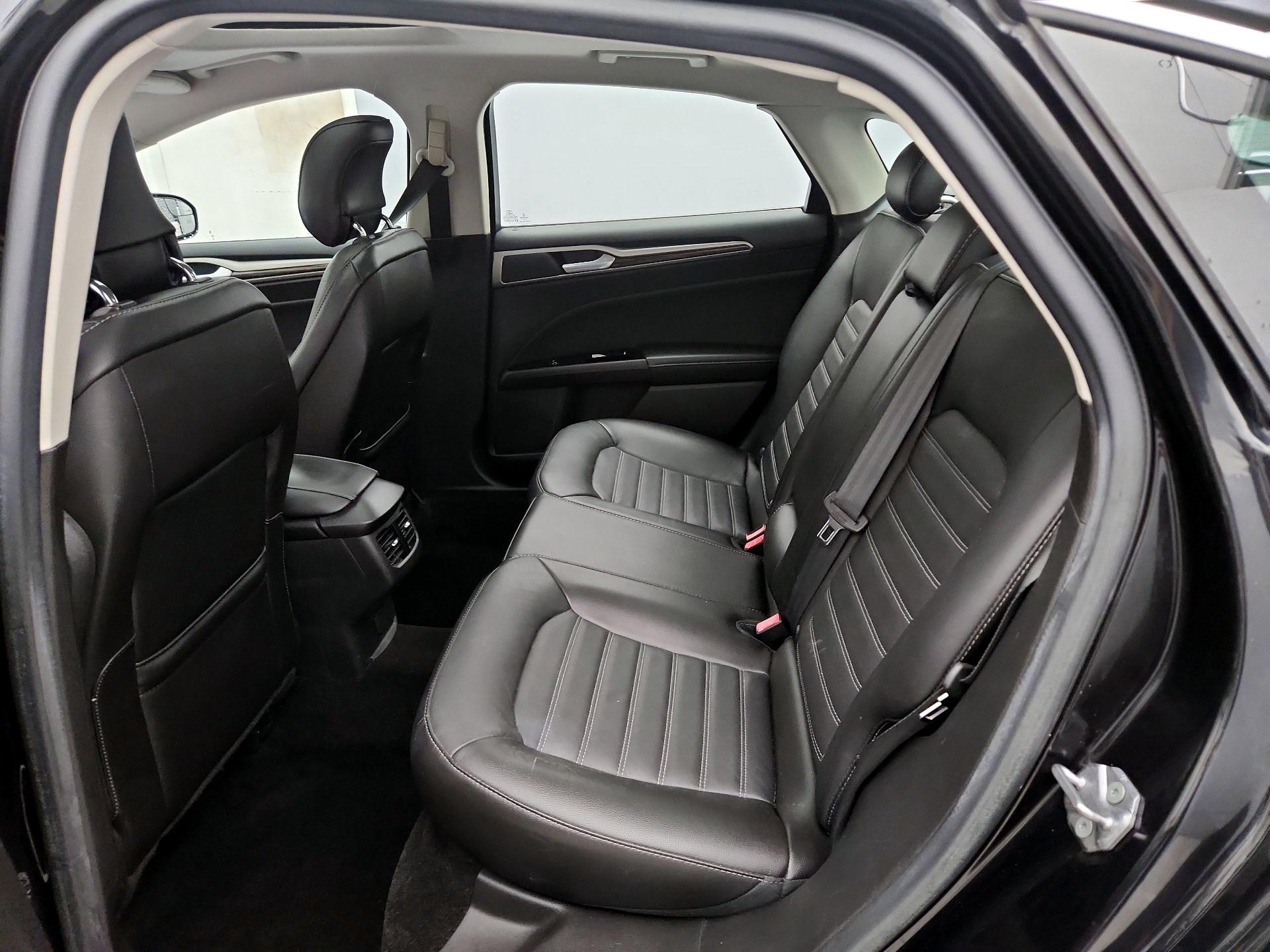 Thumbnail: 2014 Ford Fusion - 20