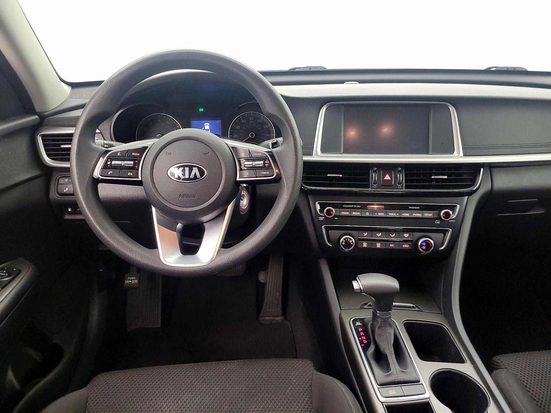 Thumbnail: 2020 Kia Optima - 10