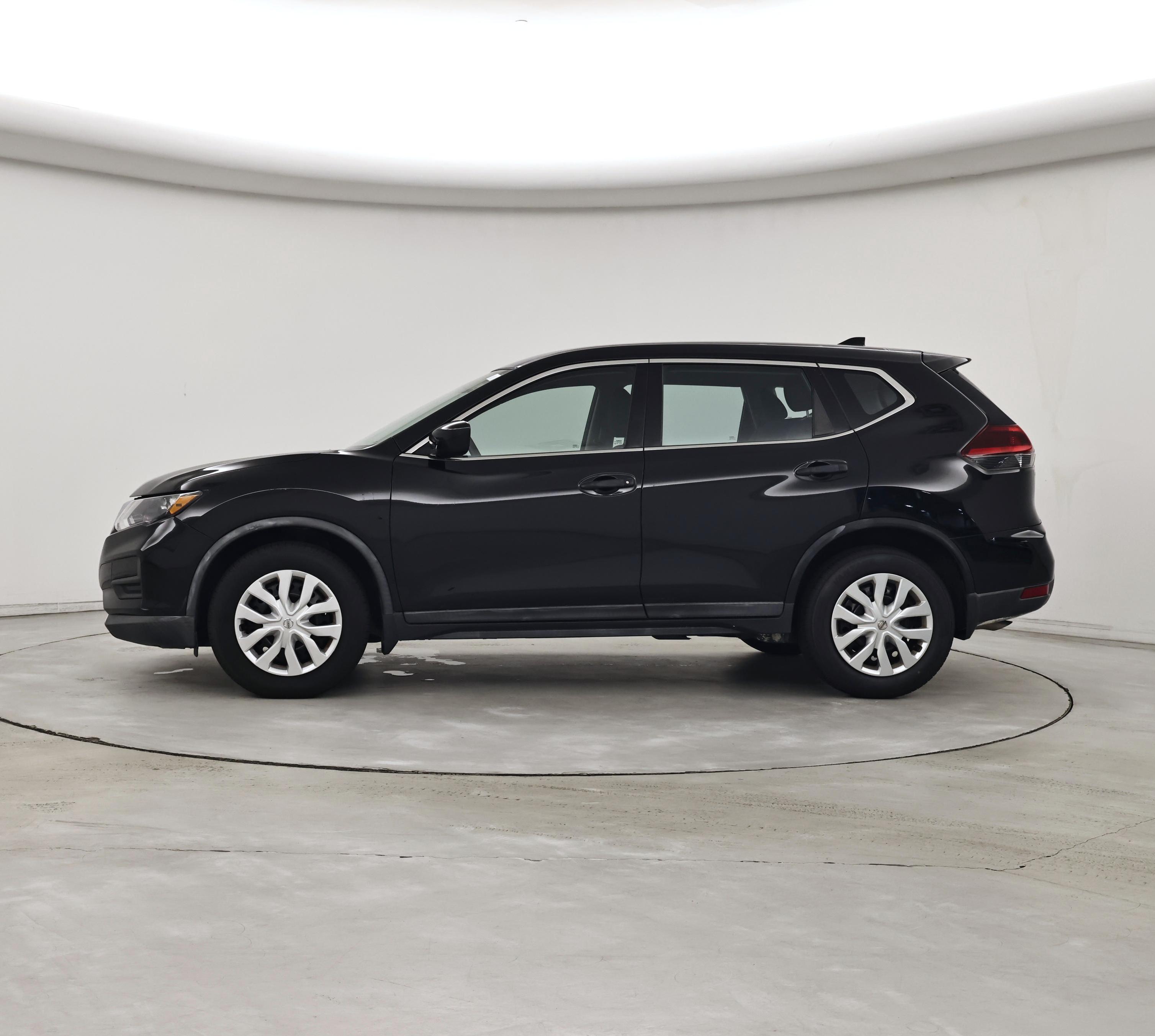 Thumbnail: 2018 Nissan Rogue - 3