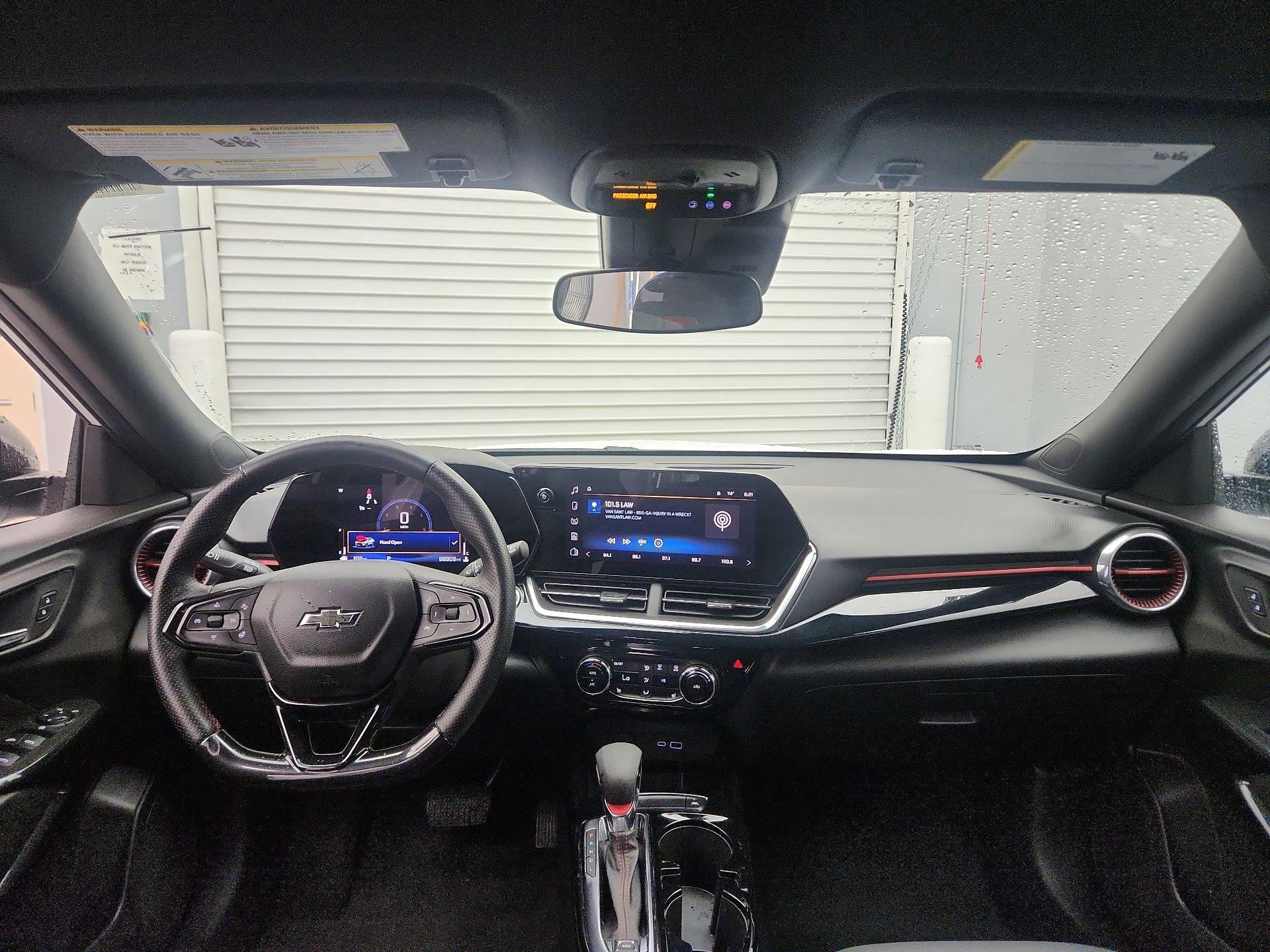 Thumbnail: 2024 Chevrolet Trax - 9