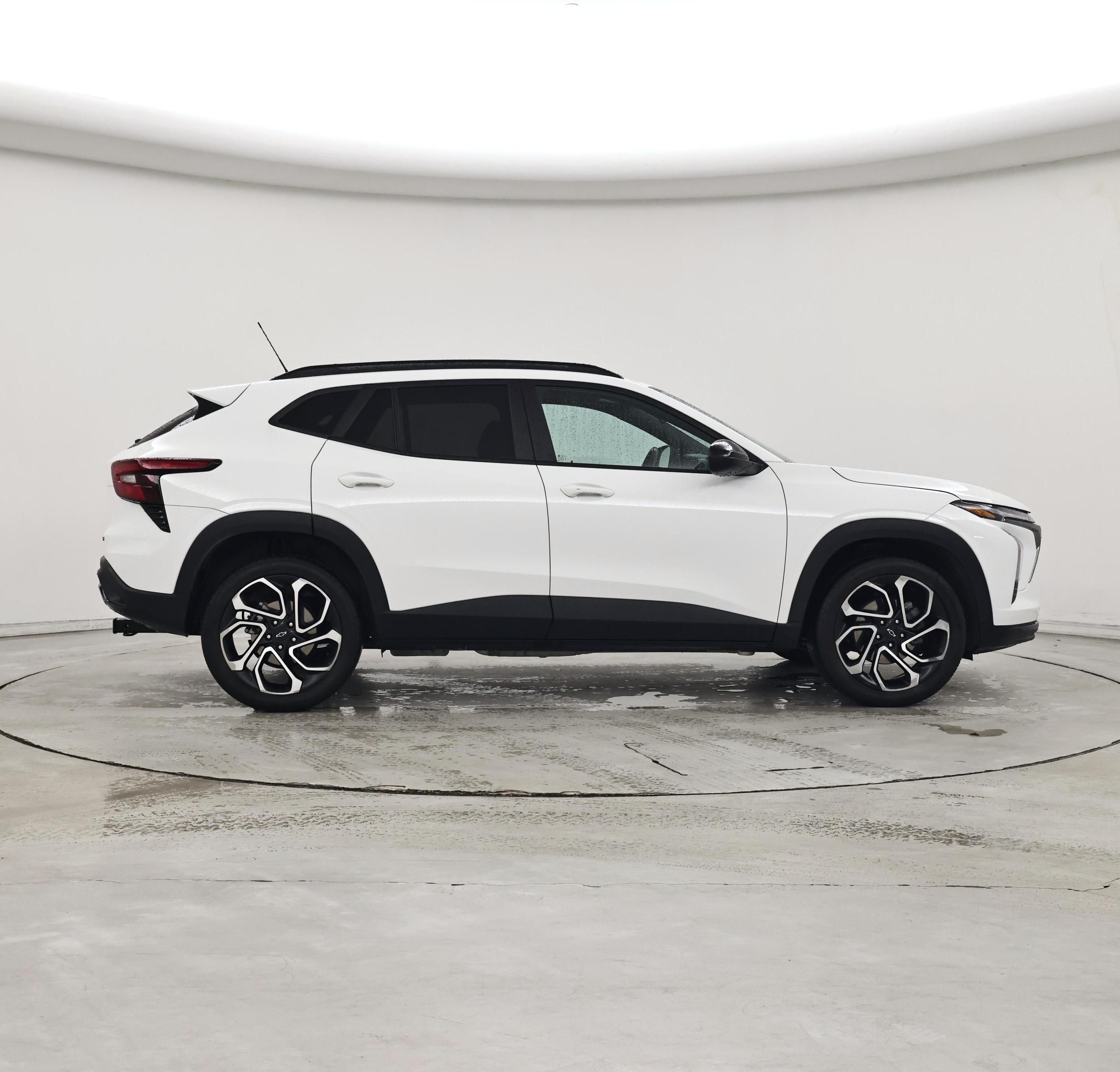 Thumbnail: 2024 Chevrolet Trax - 7
