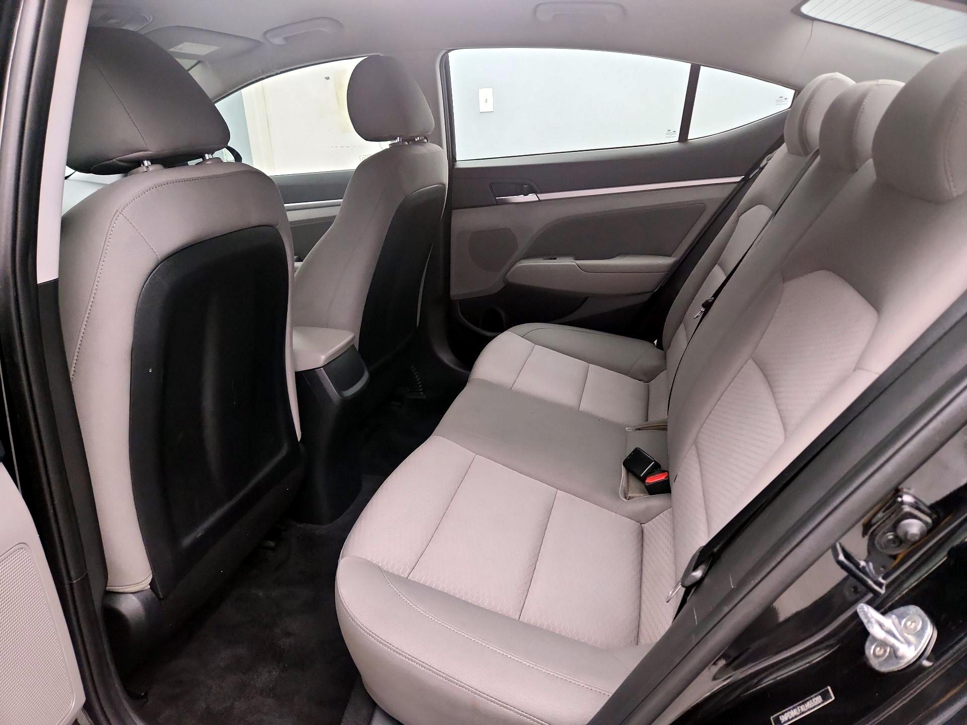 Thumbnail: 2020 Hyundai Elantra - 19