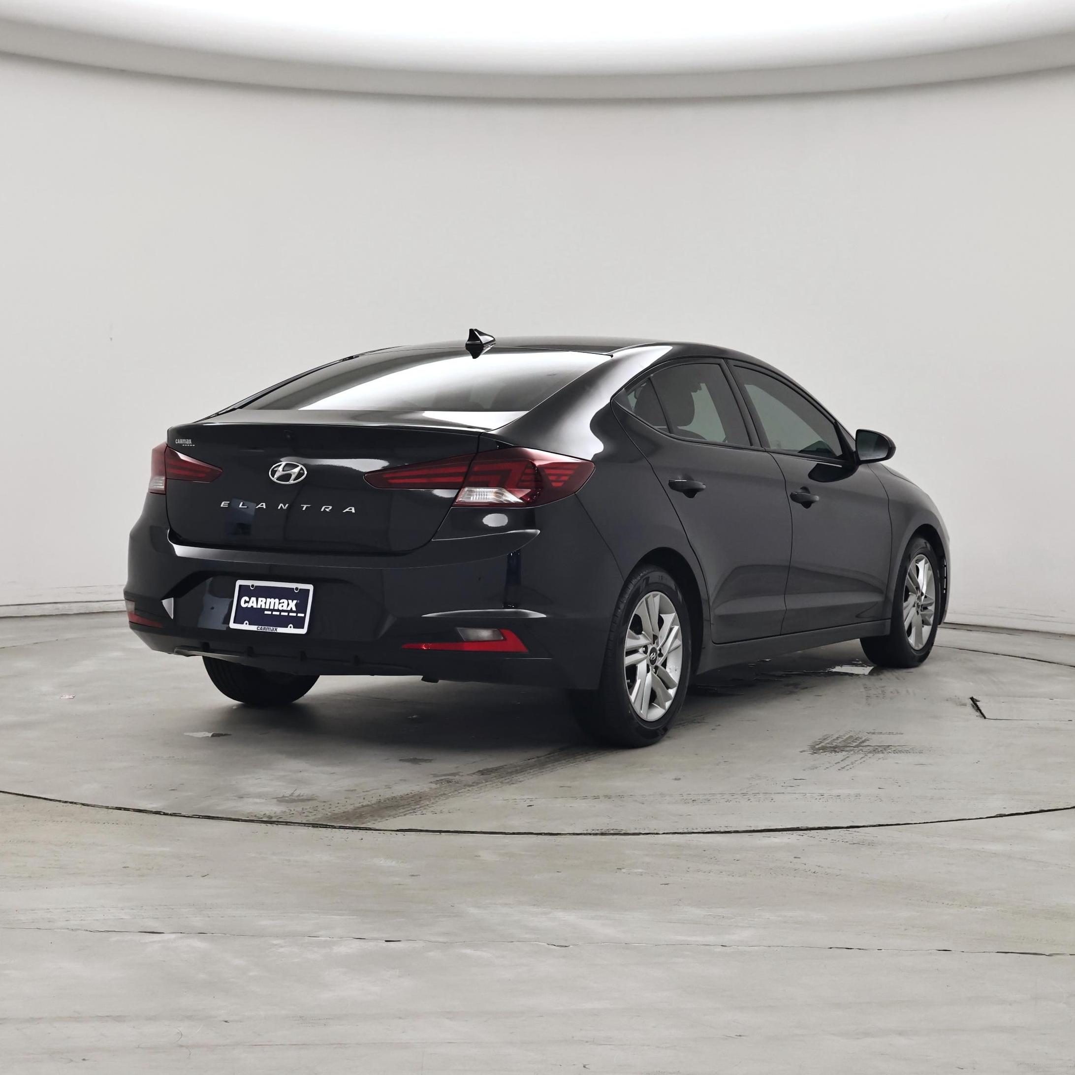 Thumbnail: 2020 Hyundai Elantra - 8
