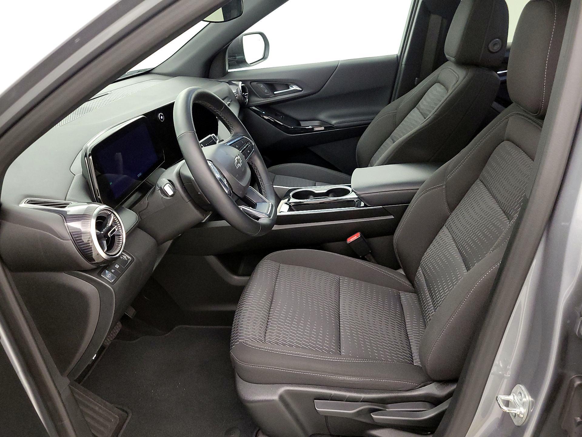Thumbnail: 2025 Chevrolet Equinox - 11