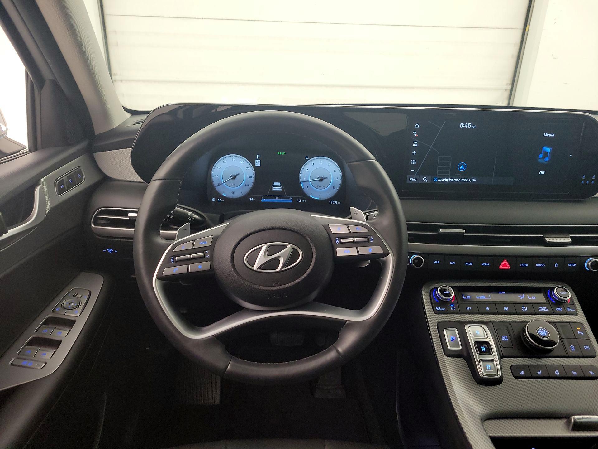 Thumbnail: 2025 Hyundai Palisade - 10
