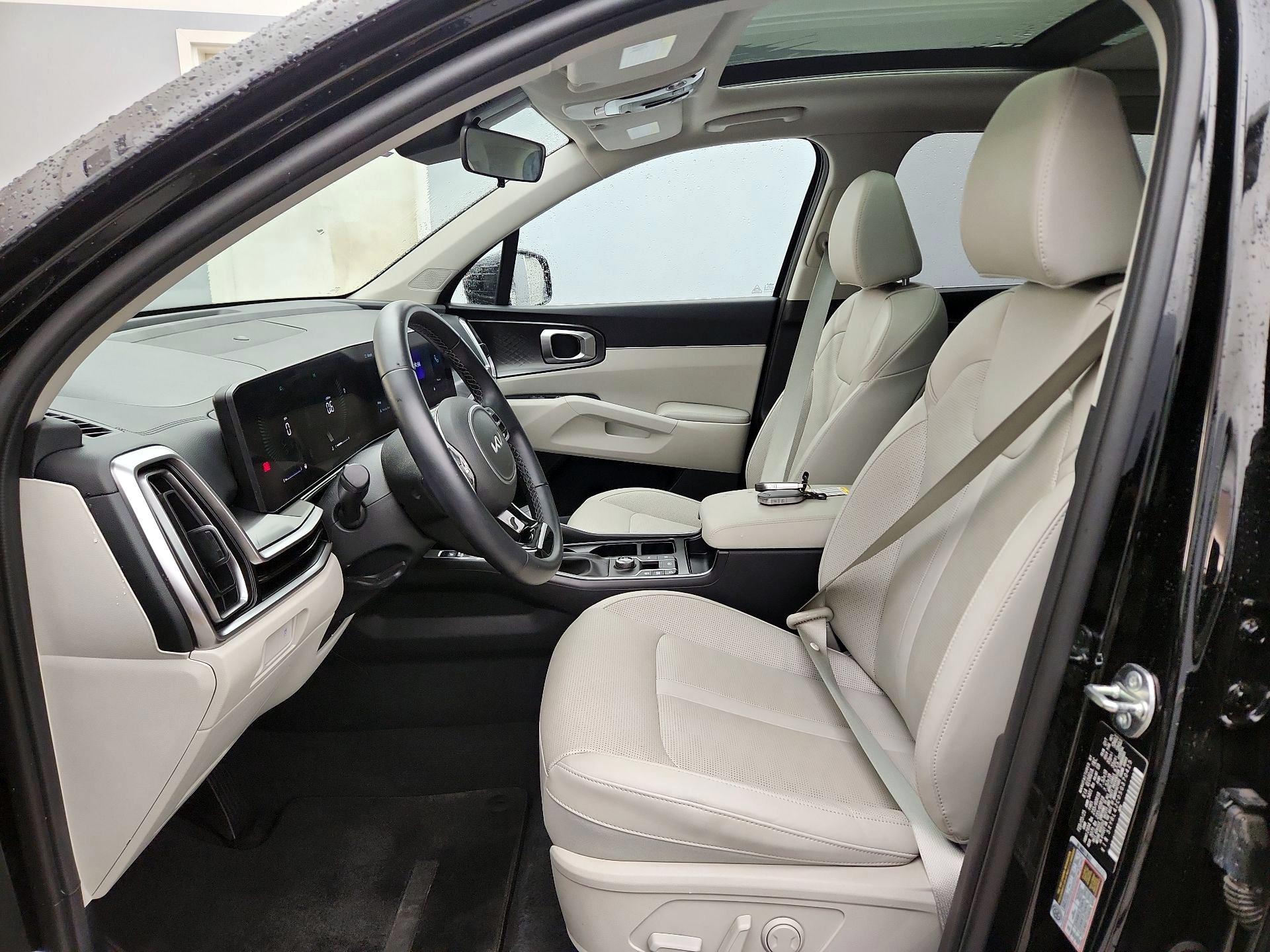 Thumbnail: 2025 Kia Sorento - 11