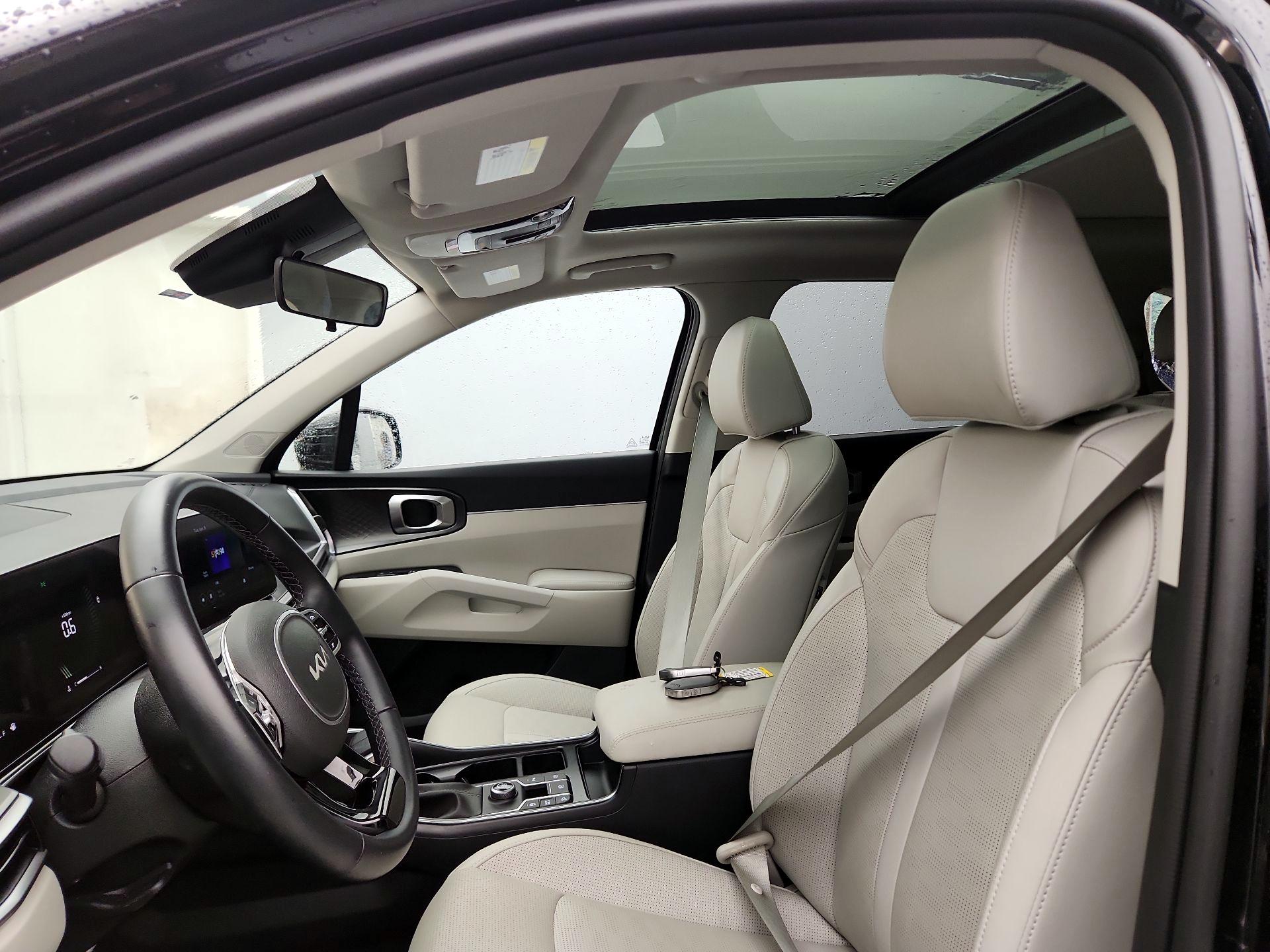 Thumbnail: 2025 Kia Sorento - 19