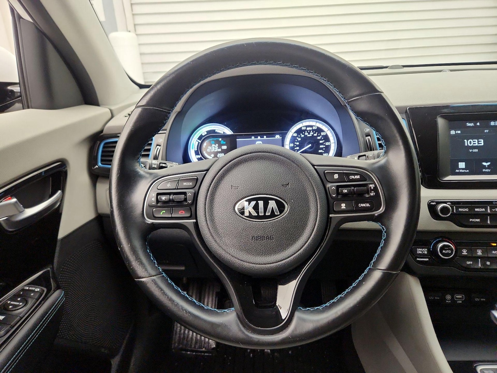 2019 Kia Niro EX - Photo 11
