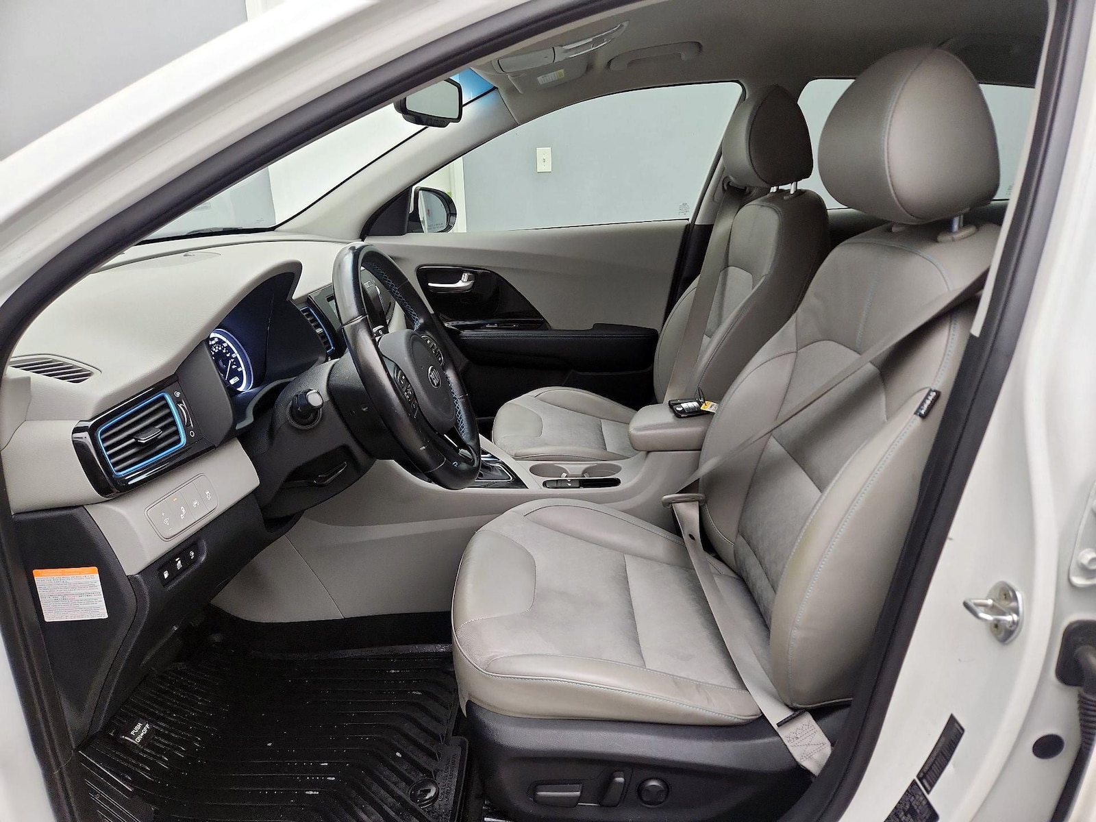 2019 Kia Niro EX - Photo 12