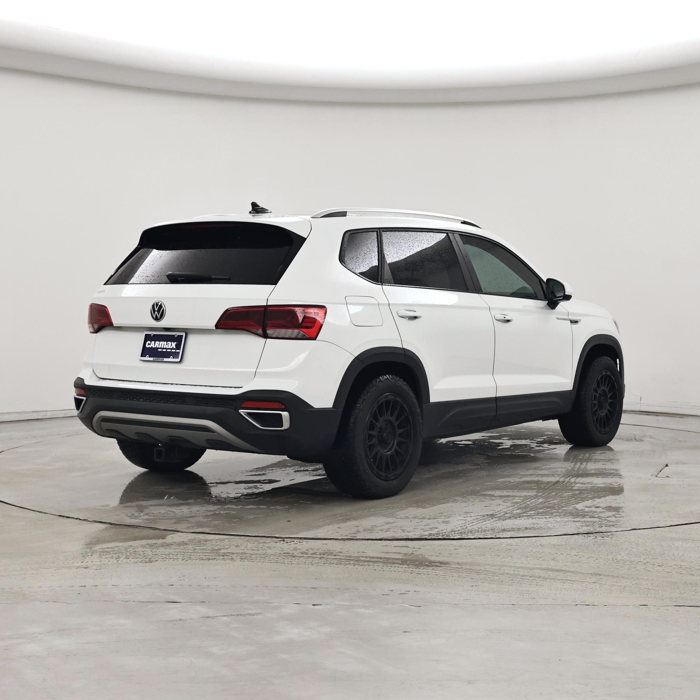 Thumbnail: 2023 Volkswagen Taos - 8