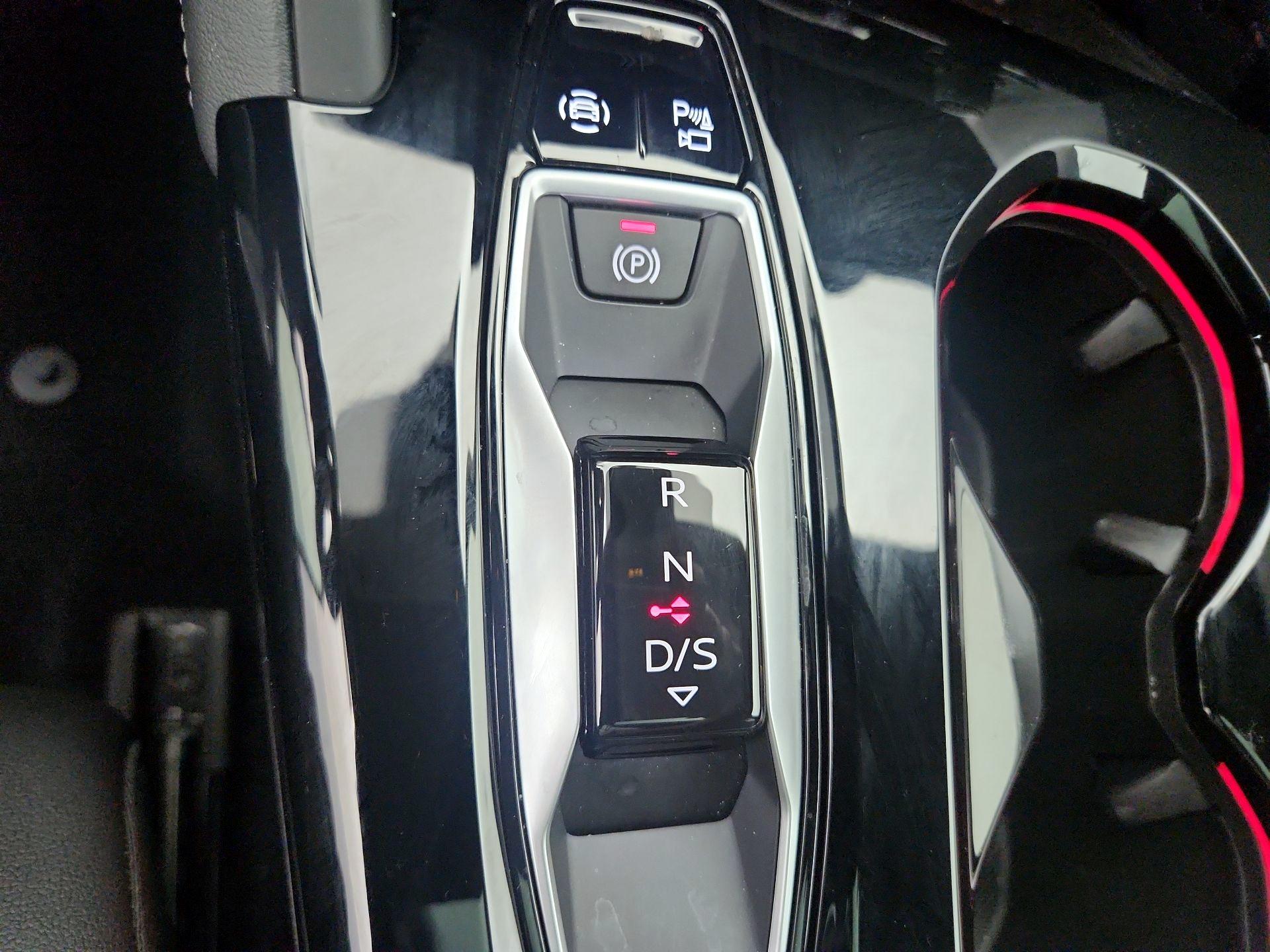 Thumbnail: 2025 Audi Q5 - 17