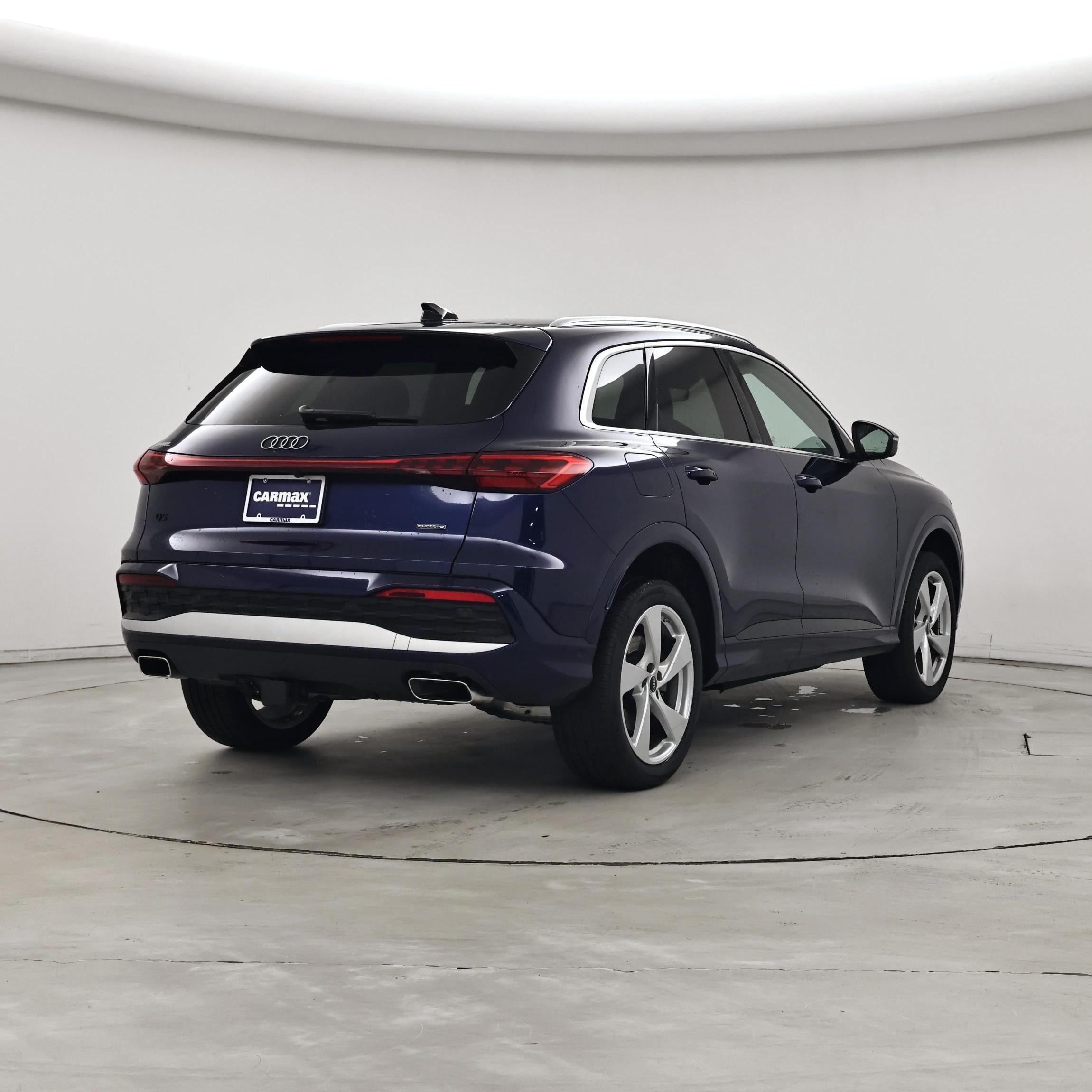 Thumbnail: 2025 Audi Q5 - 8