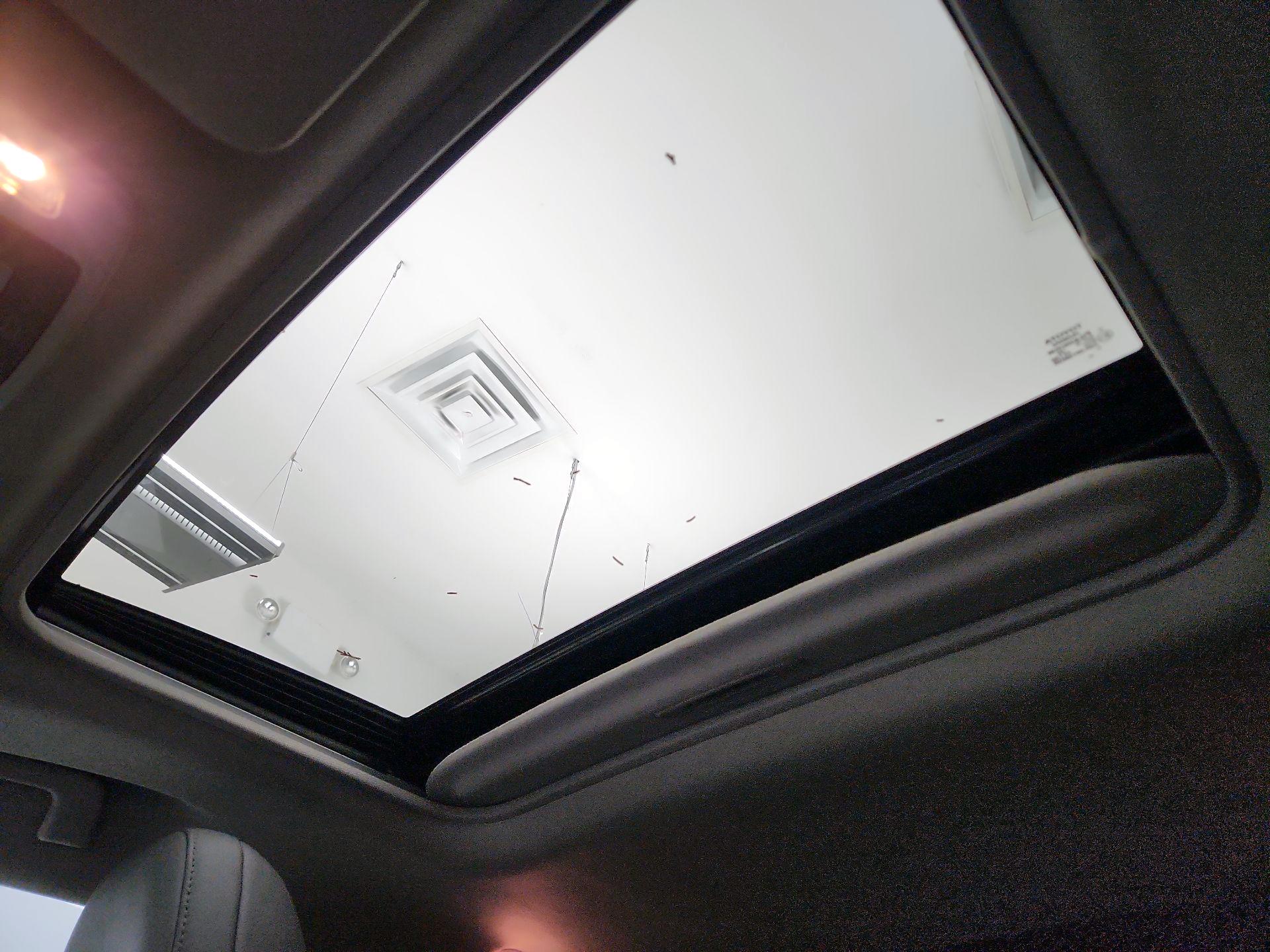 Thumbnail: 2024 Toyota Sienna - 19