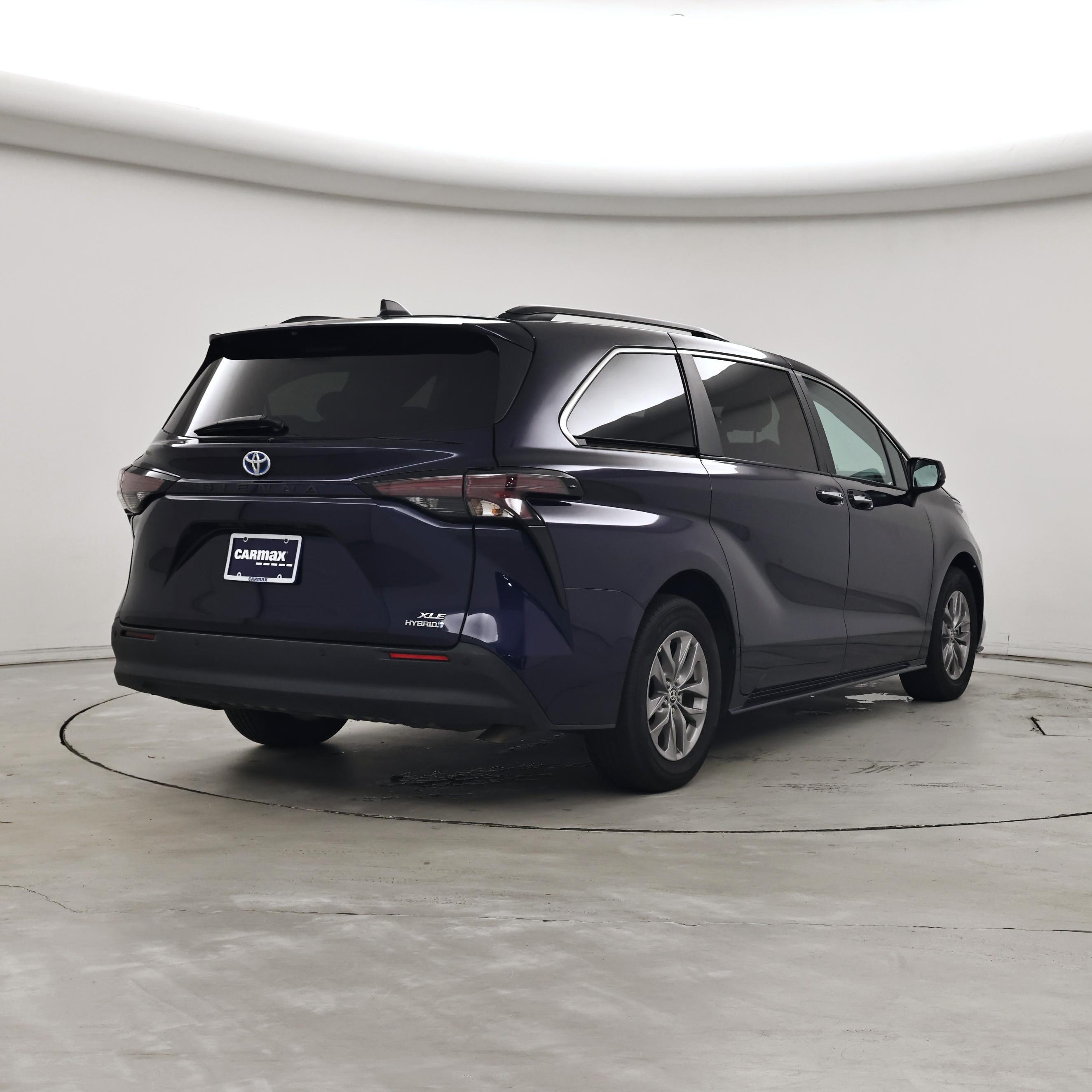 Thumbnail: 2024 Toyota Sienna - 8