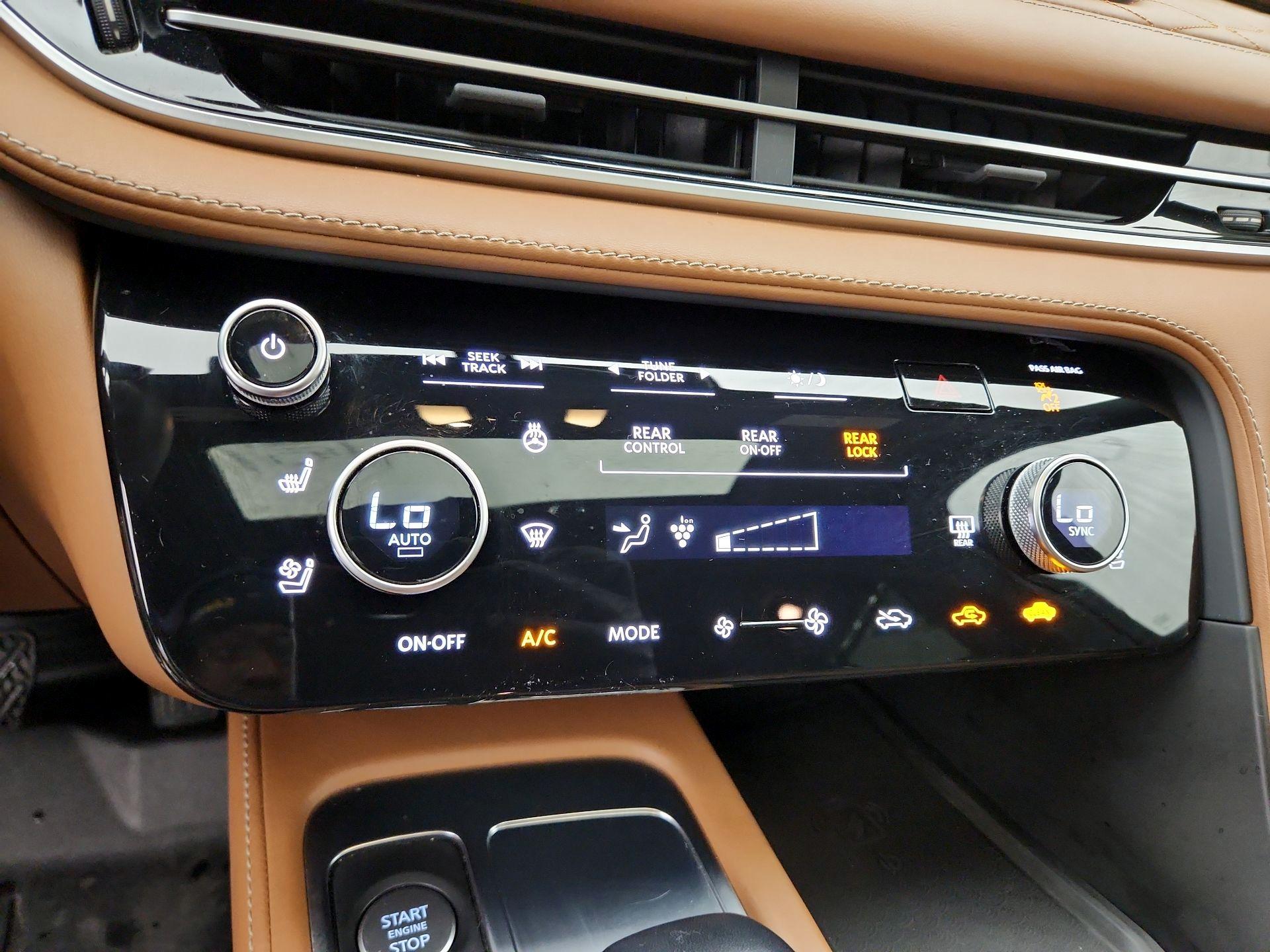 Thumbnail: 2023 INFINITI QX60 - 17