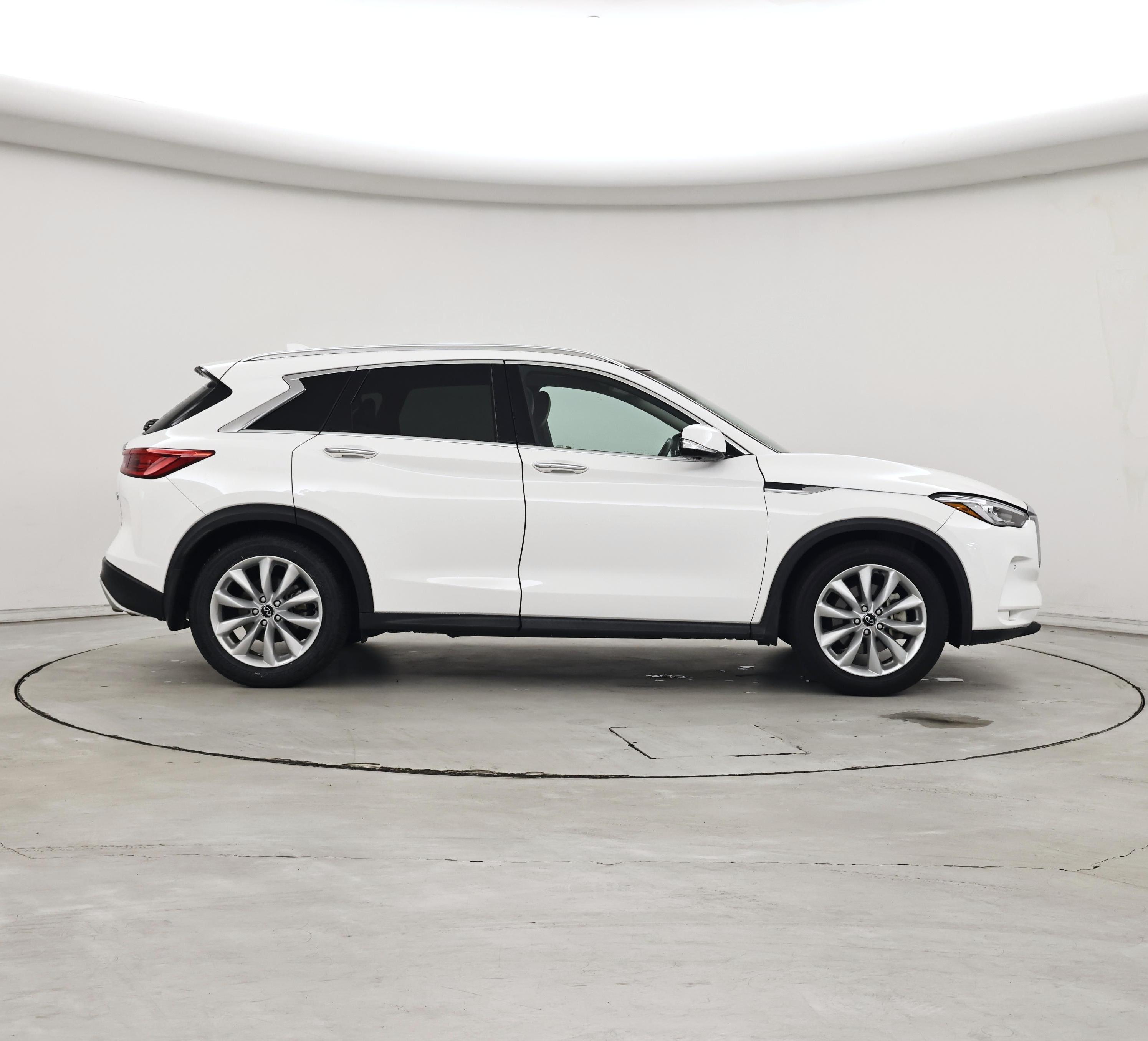 Thumbnail: 2019 INFINITI QX50 - 7