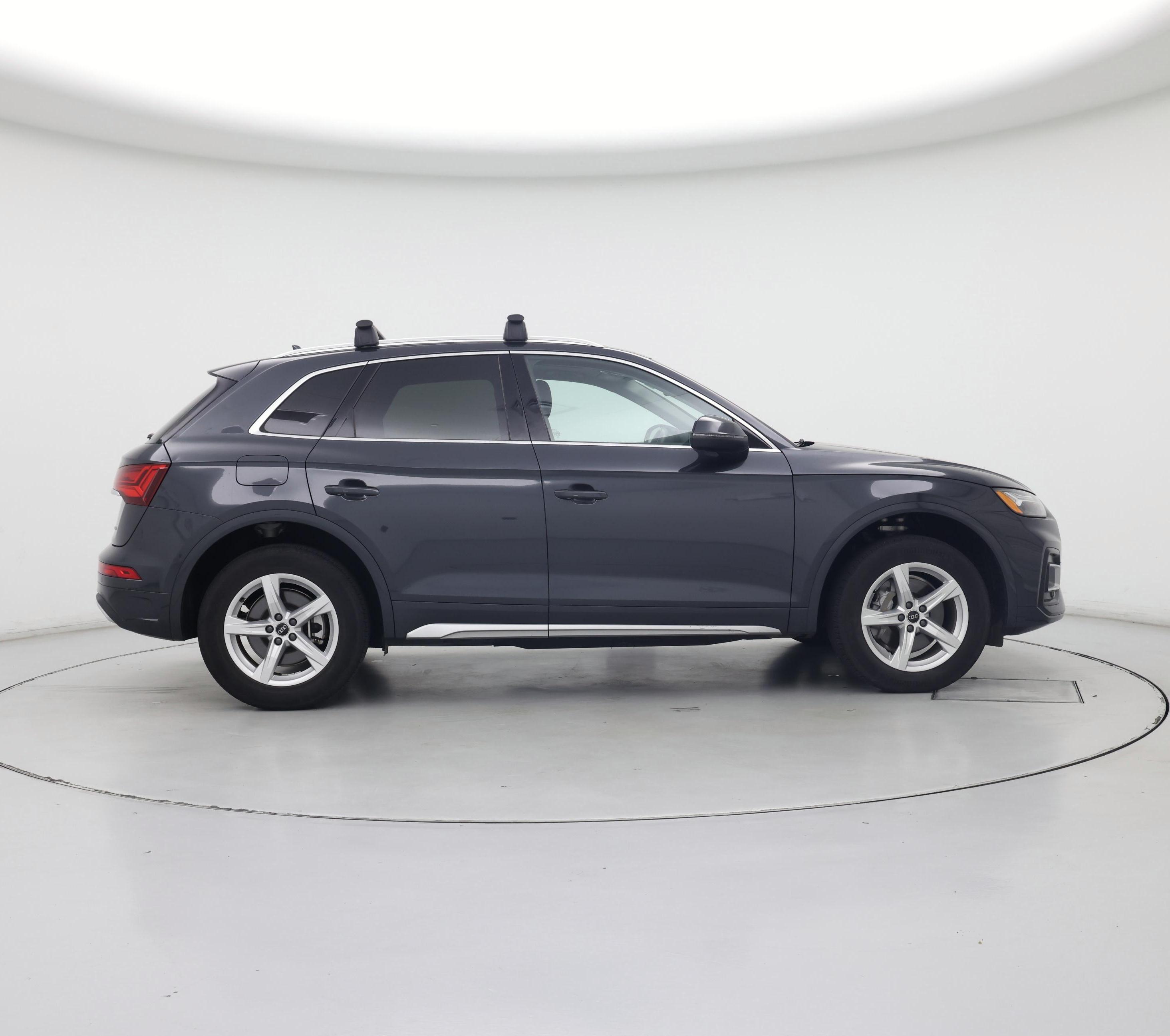 Thumbnail: 2023 Audi Q5 - 7