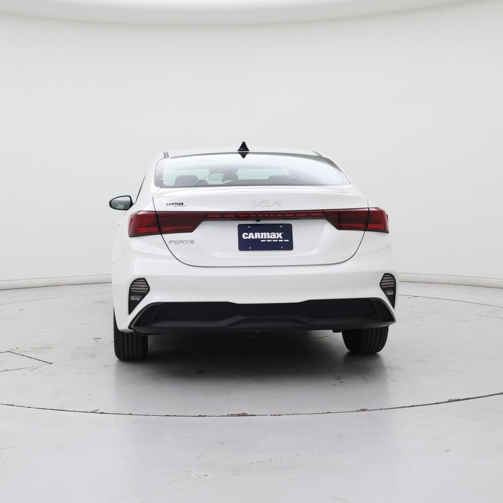 Thumbnail: 2023 Kia Forte - 6