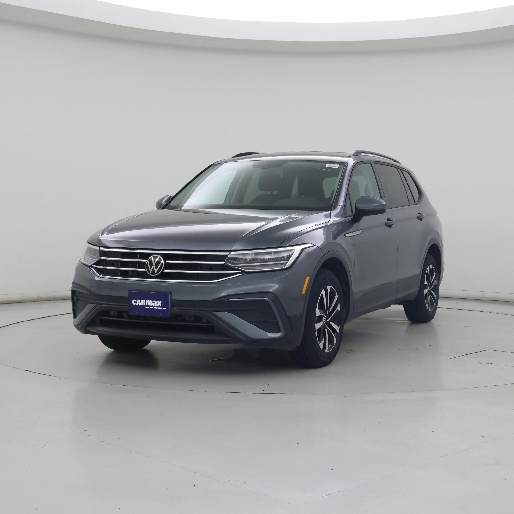 Thumbnail: 2023 Volkswagen Tiguan - 4