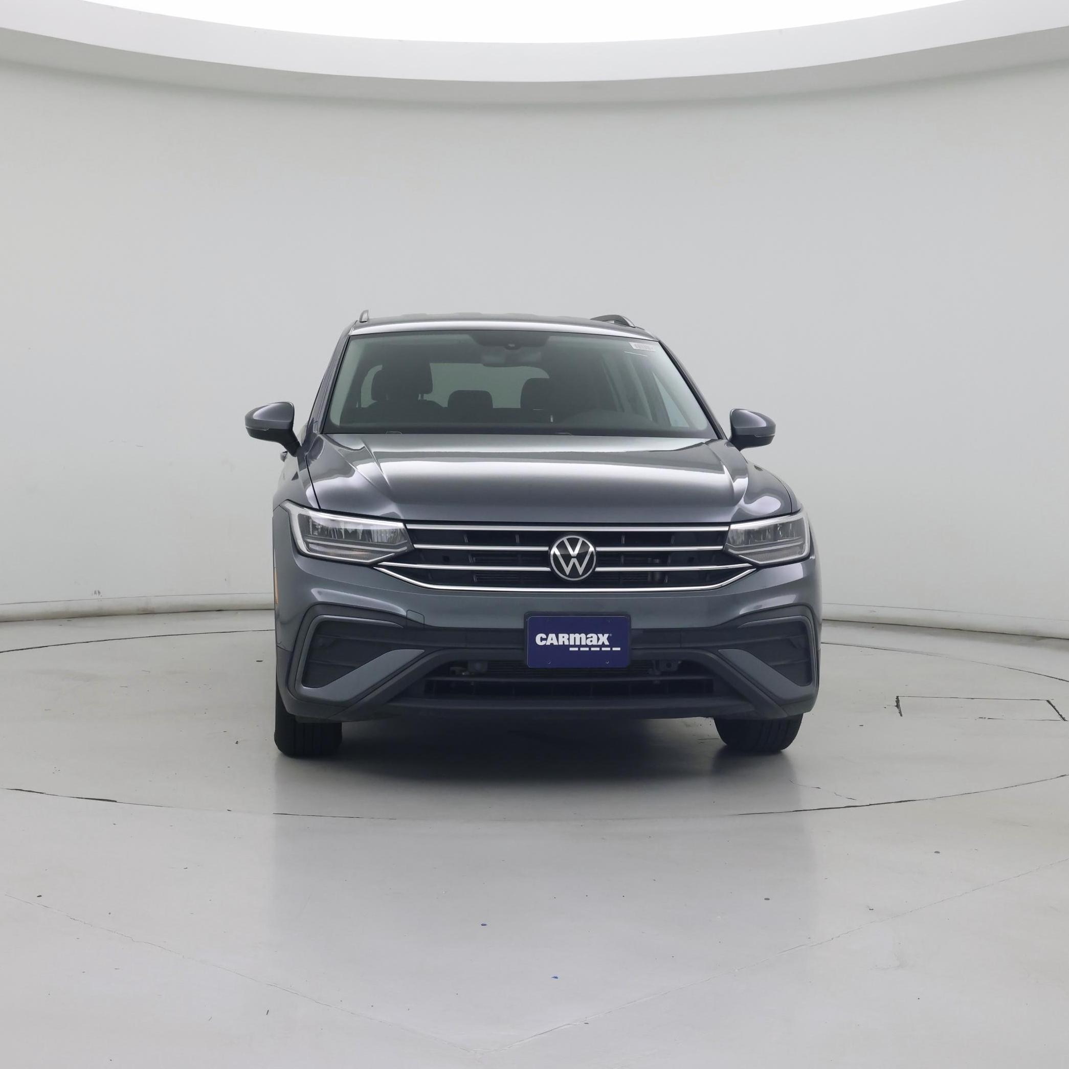 Thumbnail: 2023 Volkswagen Tiguan - 5