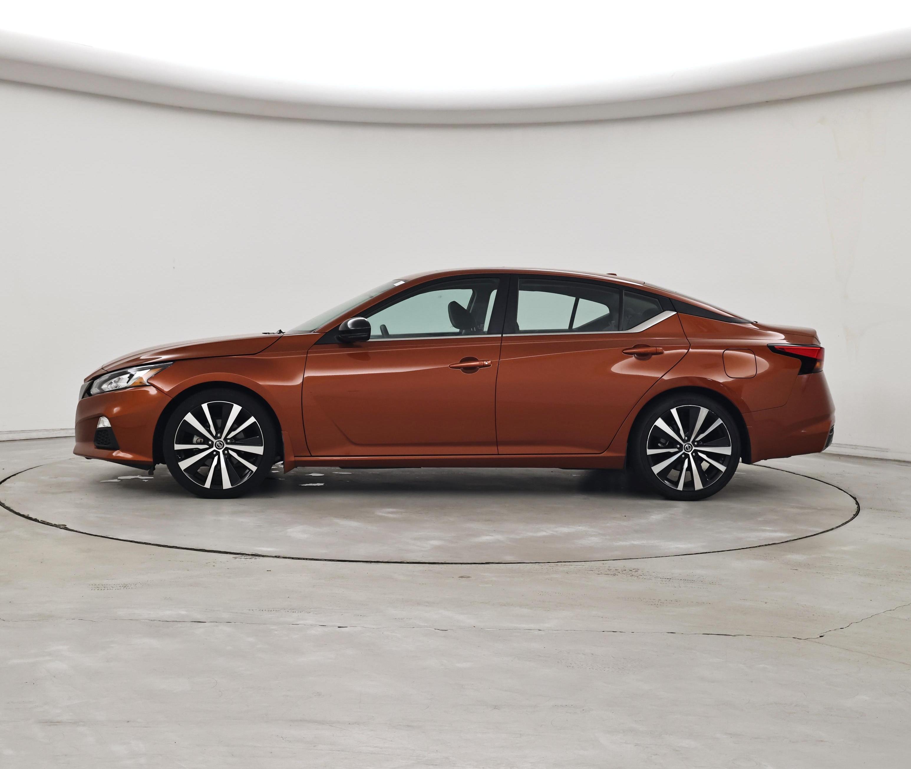 Thumbnail: 2021 Nissan Altima - 3