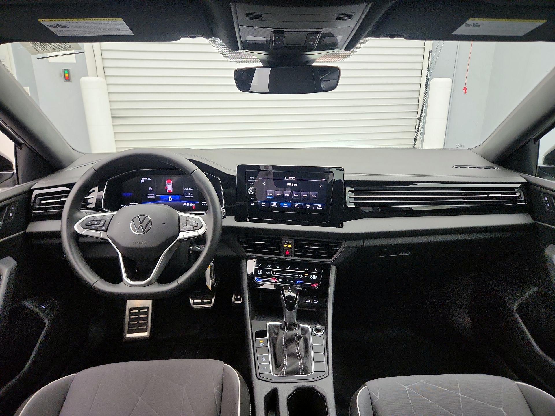 Thumbnail: 2025 Volkswagen Jetta - 9