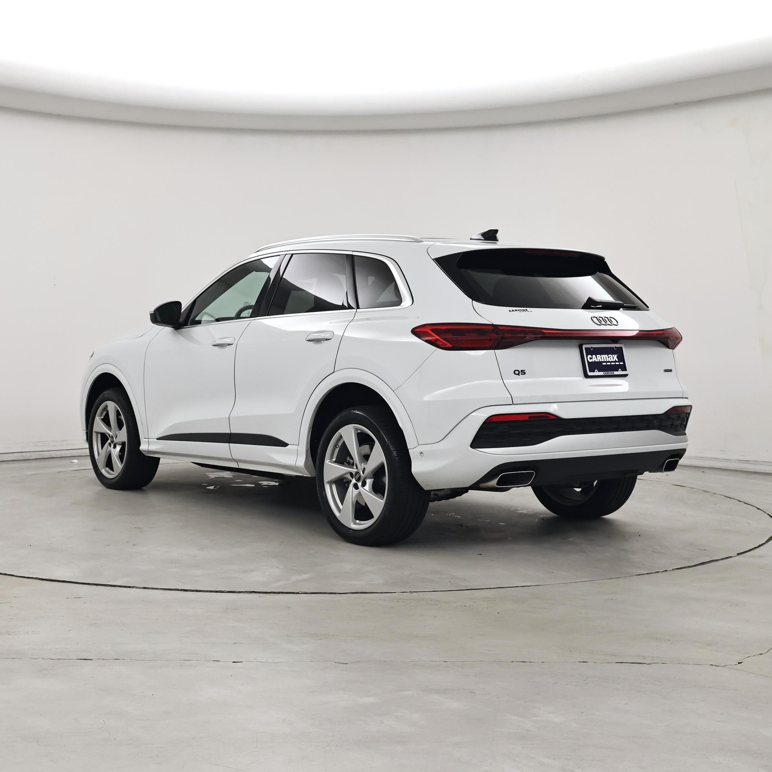 Thumbnail: 2025 Audi Q5 - 2