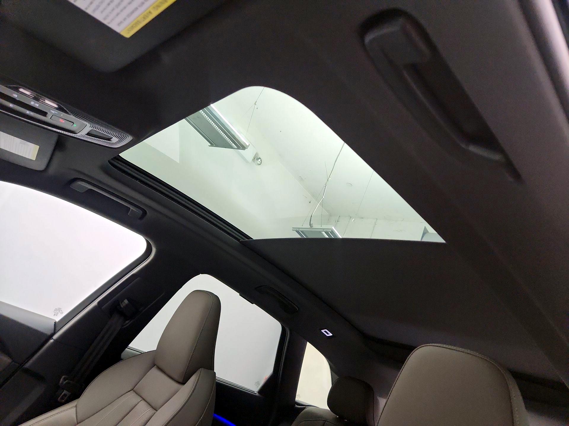 Thumbnail: 2025 Audi Q5 - 19