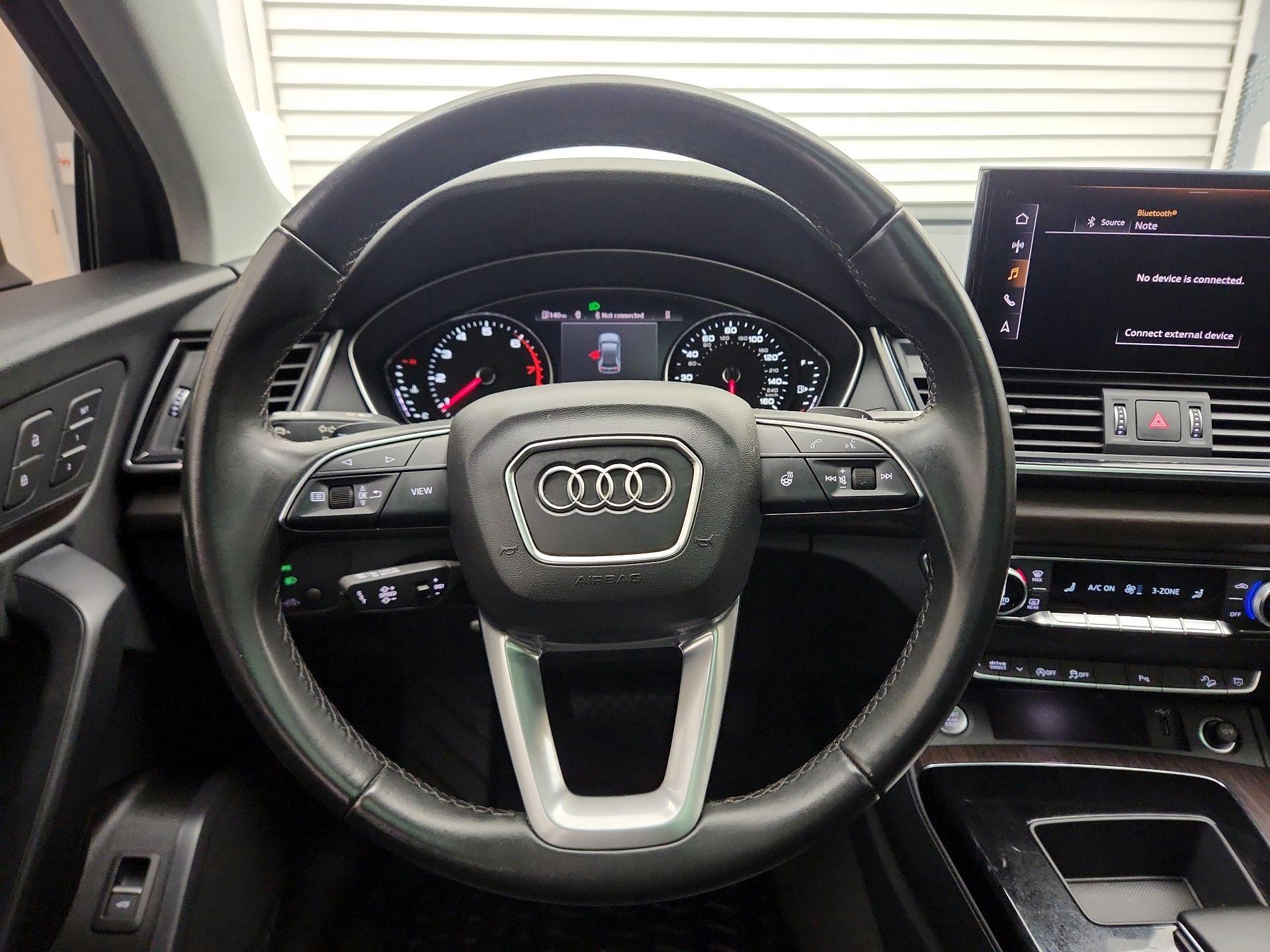 Thumbnail: 2023 Audi Q5 - 10