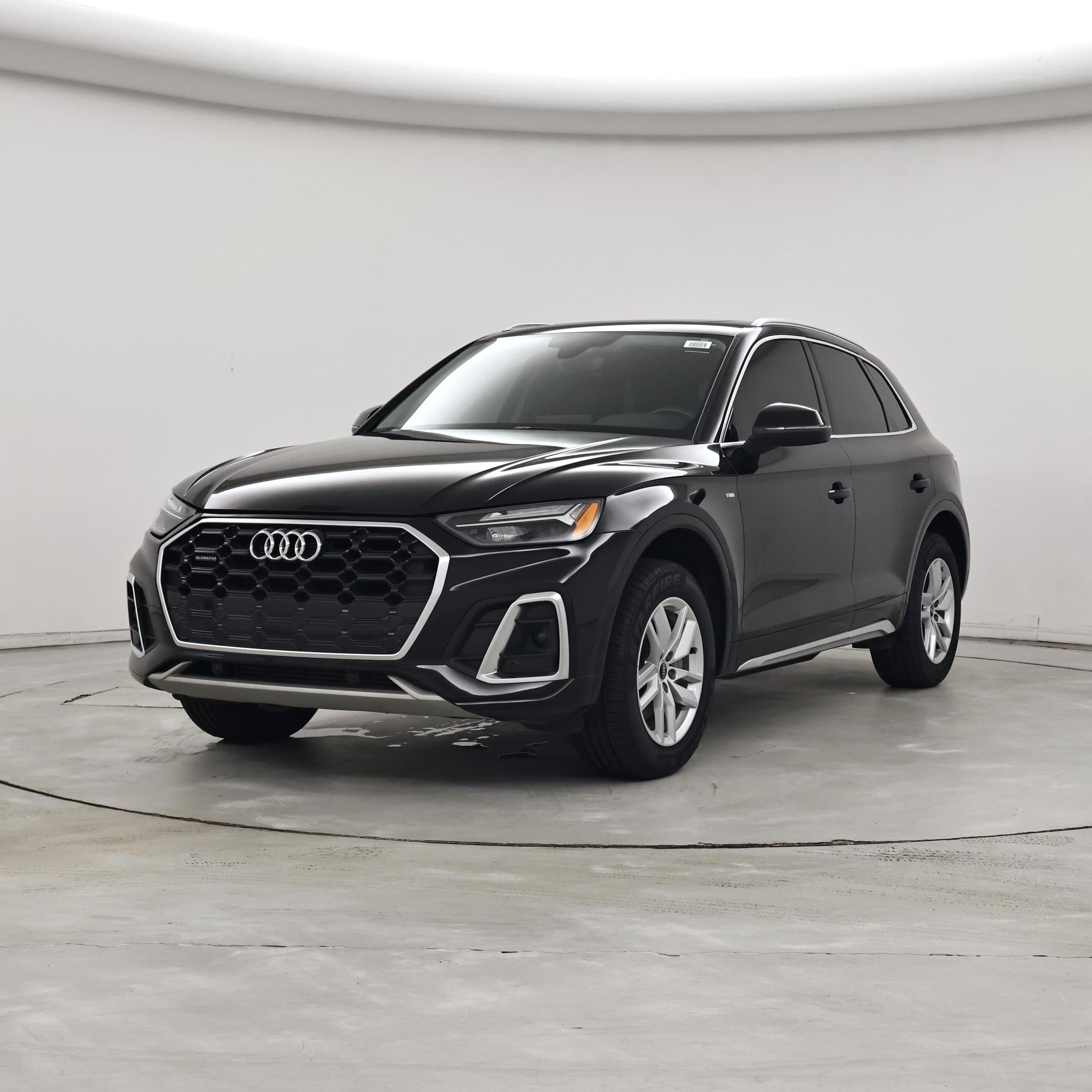 Thumbnail: 2023 Audi Q5 - 4