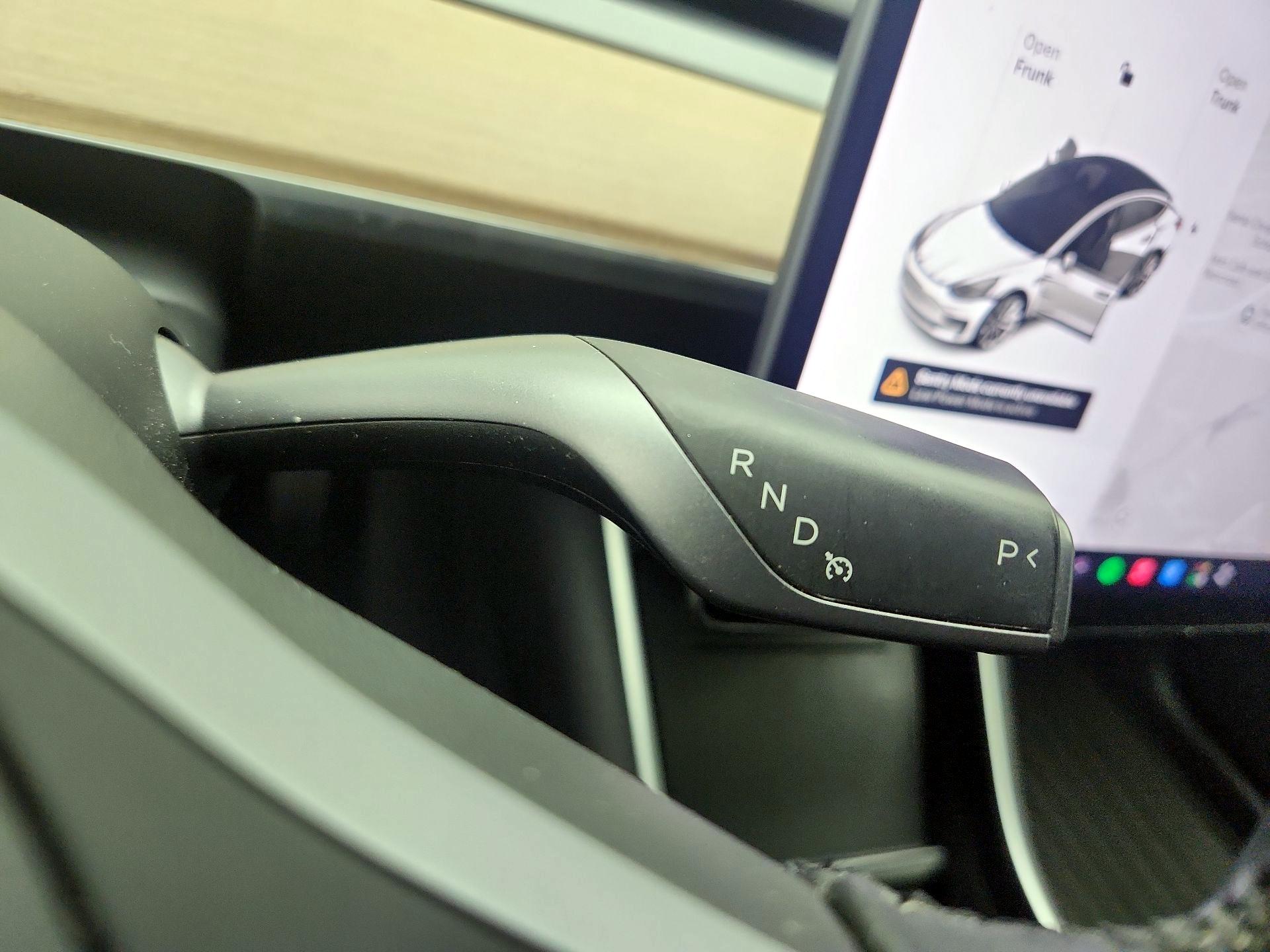 Thumbnail: 2019 Tesla Model 3 - 17