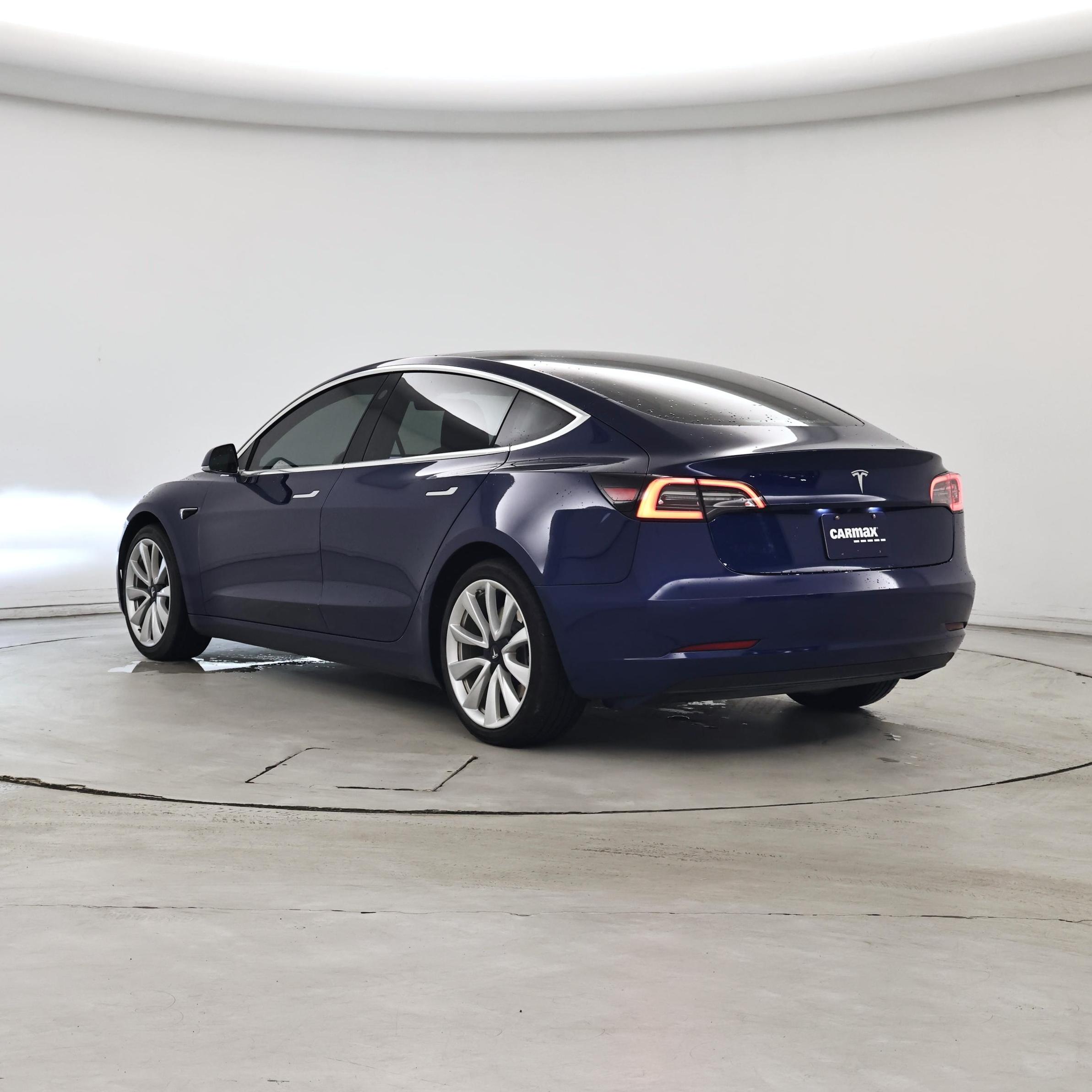 Thumbnail: 2019 Tesla Model 3 - 2