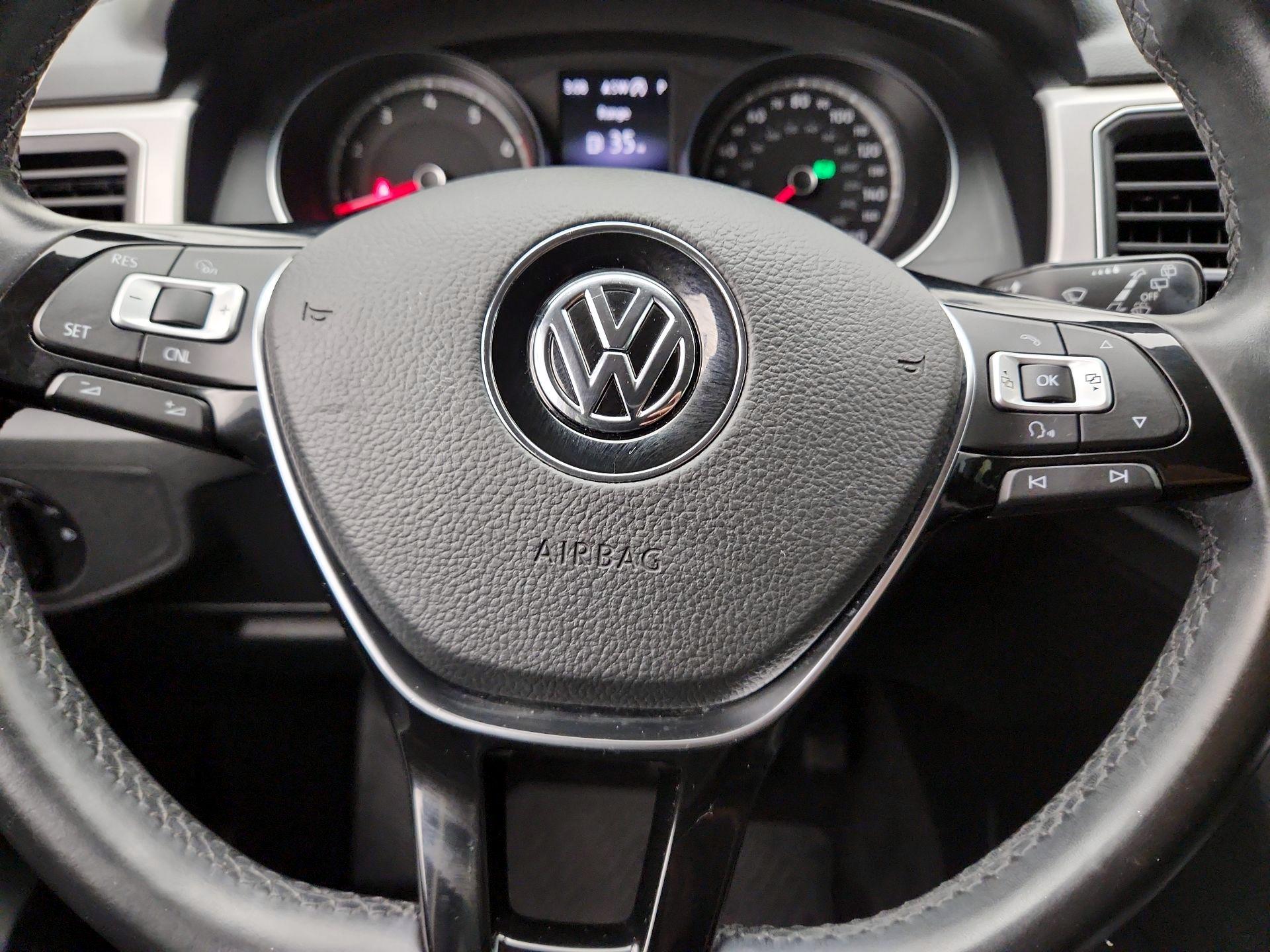 Thumbnail: 2018 Volkswagen Atlas - 10