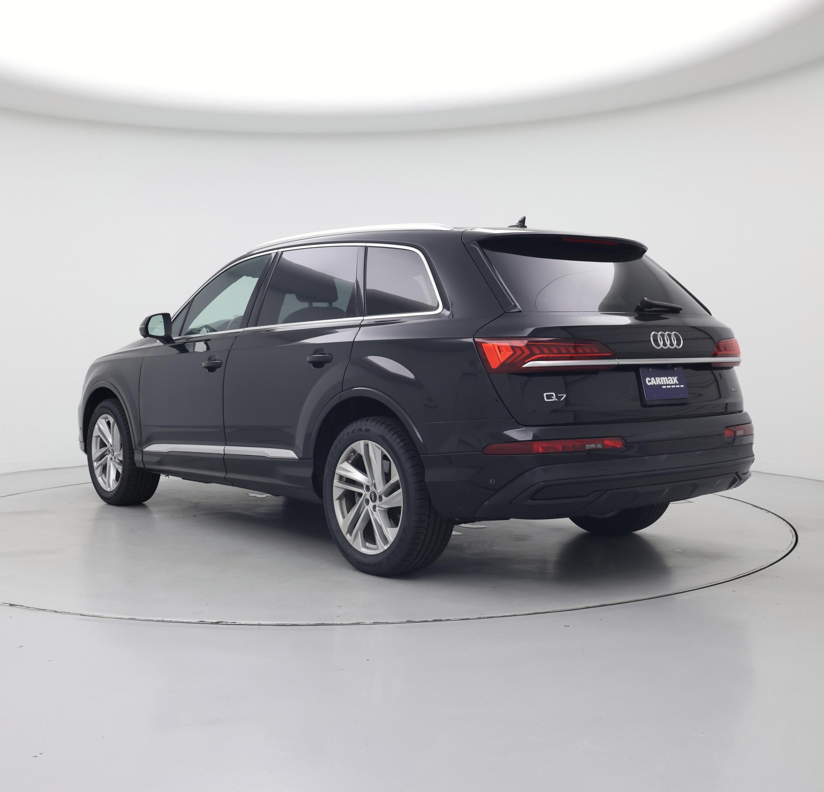 Thumbnail: 2022 Audi Q7 - 2