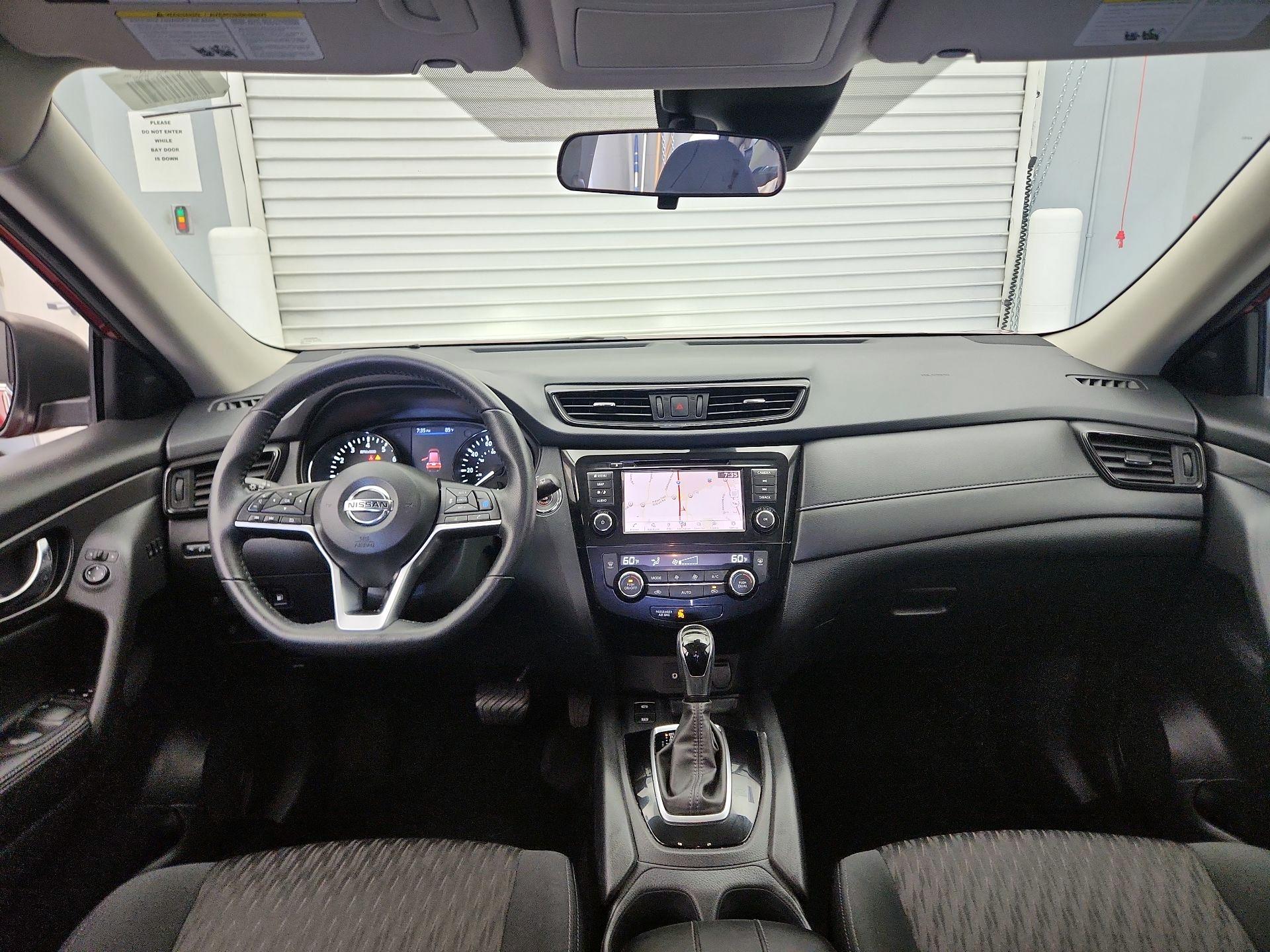 Thumbnail: 2020 Nissan Rogue - 9