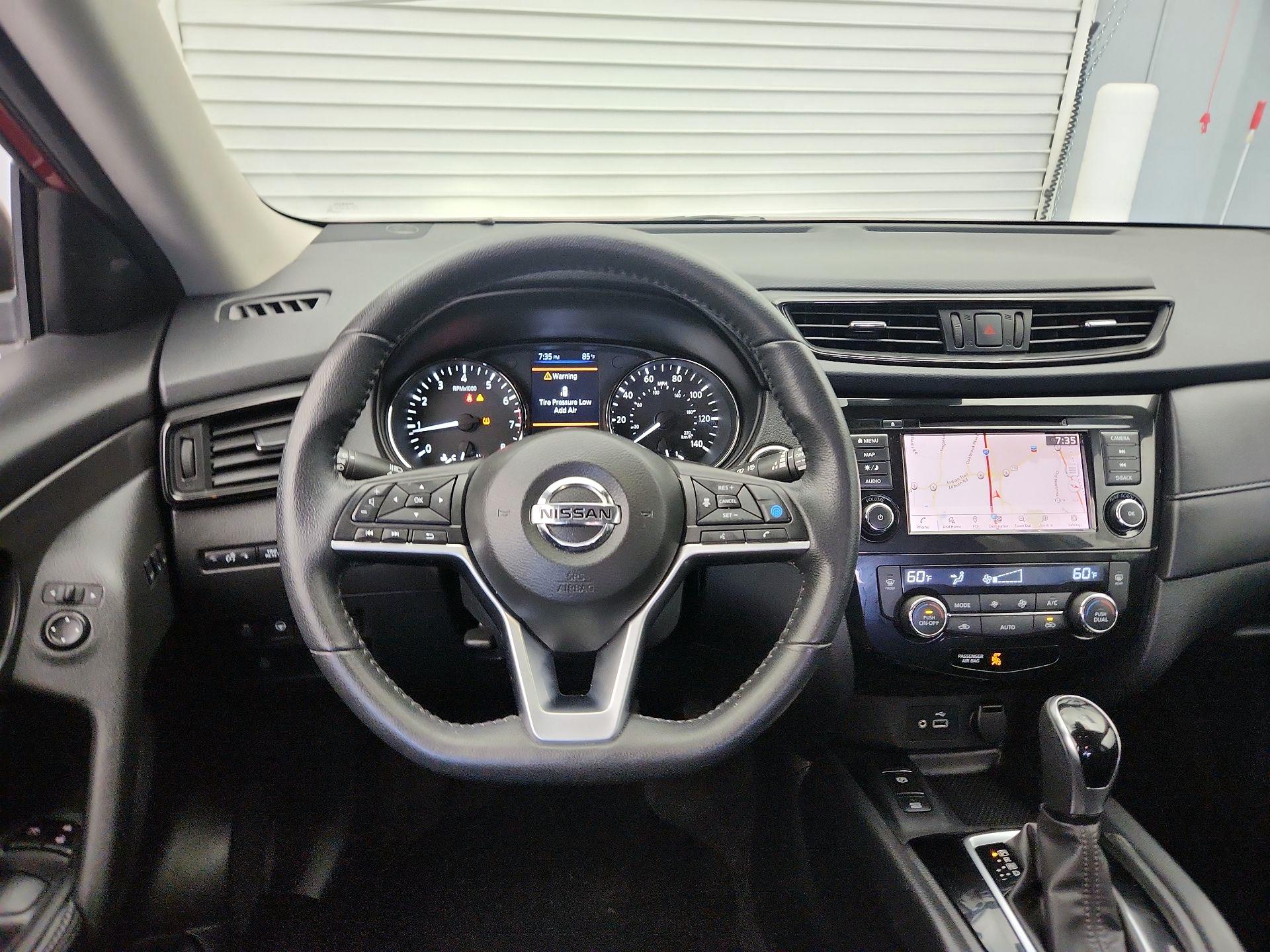 Thumbnail: 2020 Nissan Rogue - 10