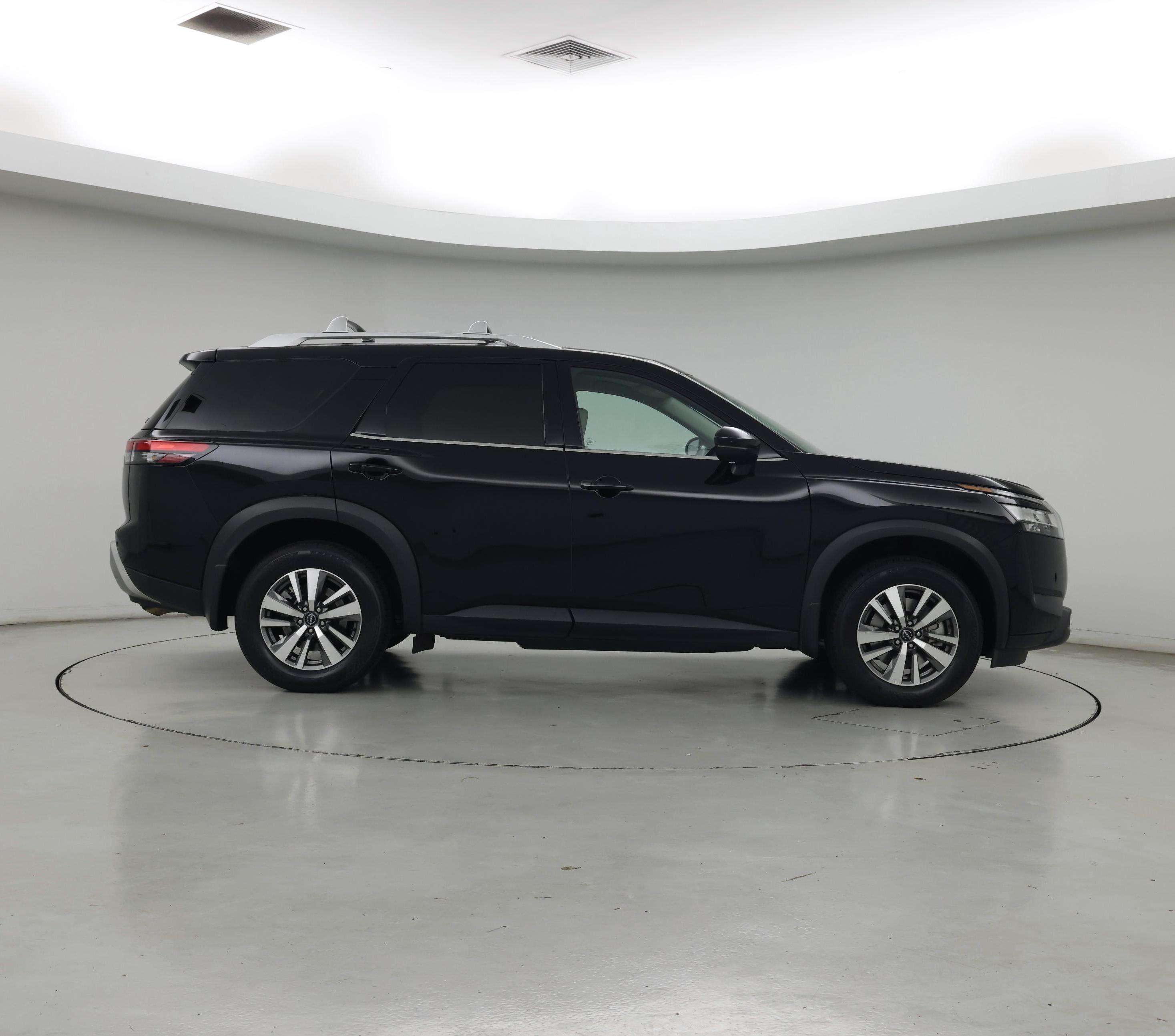 Thumbnail: 2023 Nissan Pathfinder - 7