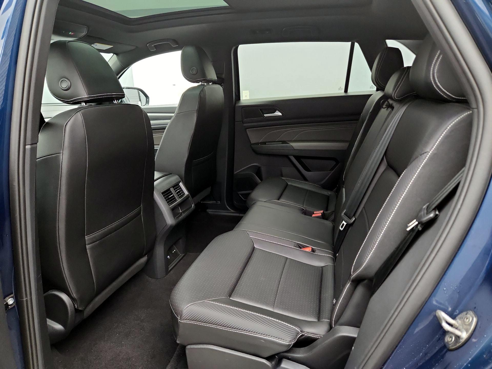 Thumbnail: 2023 Volkswagen Atlas - 20