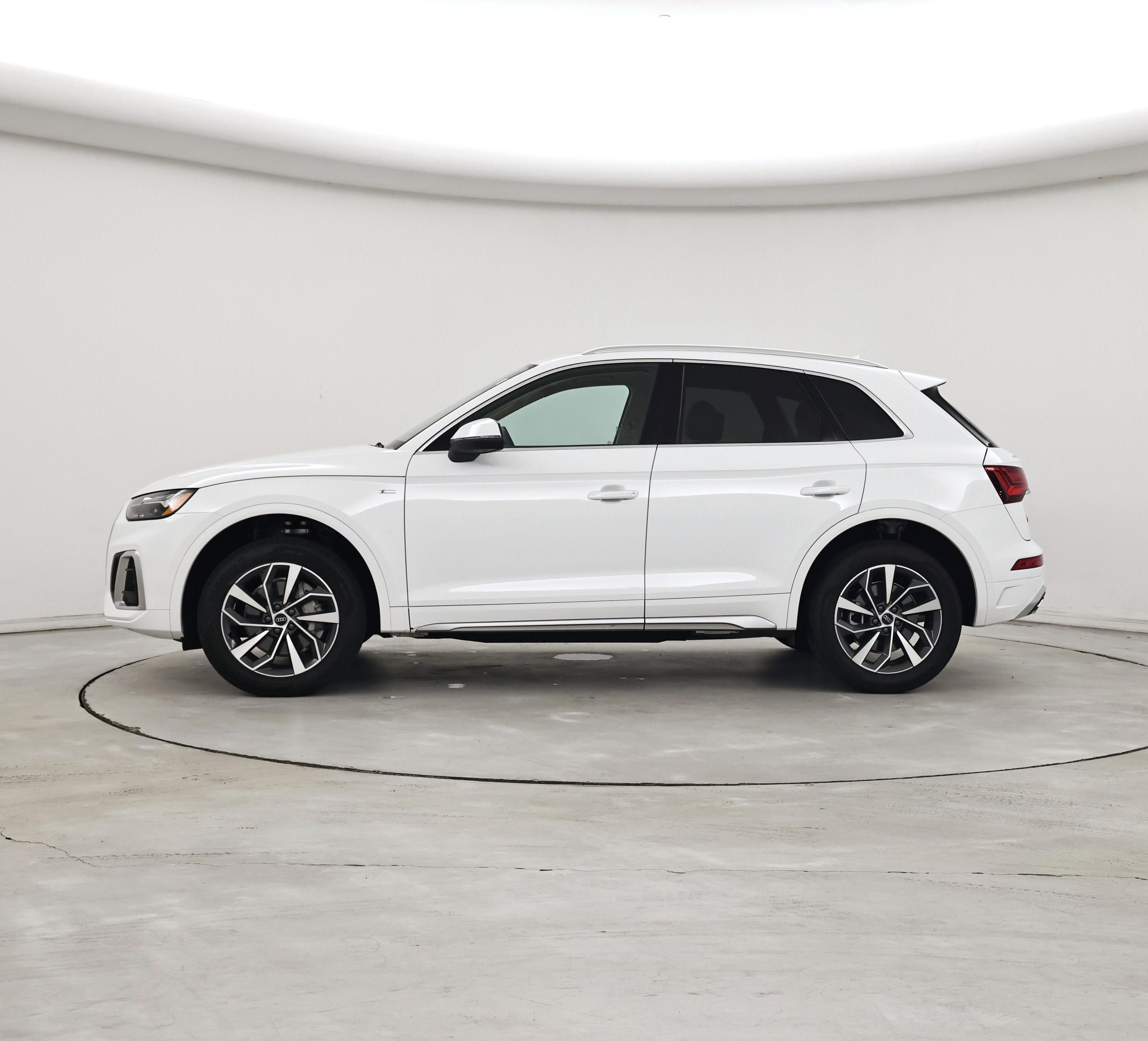 Thumbnail: 2024 Audi Q5 - 3