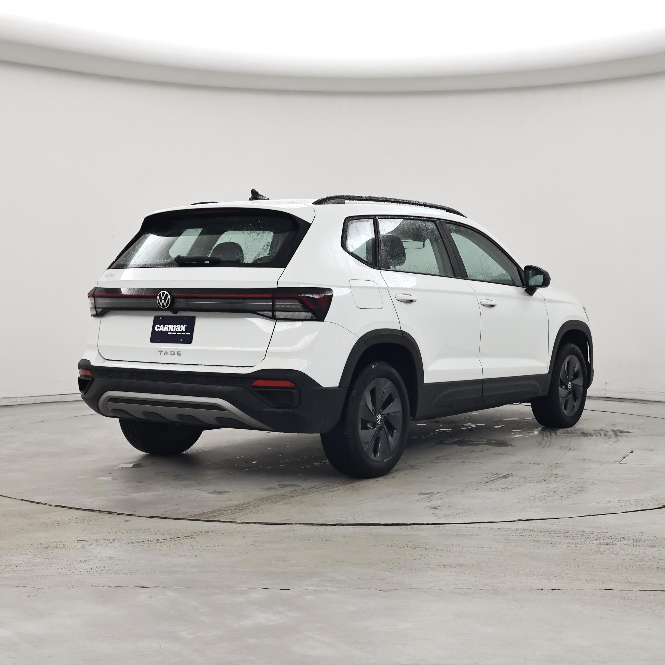 Thumbnail: 2025 Volkswagen Taos - 8