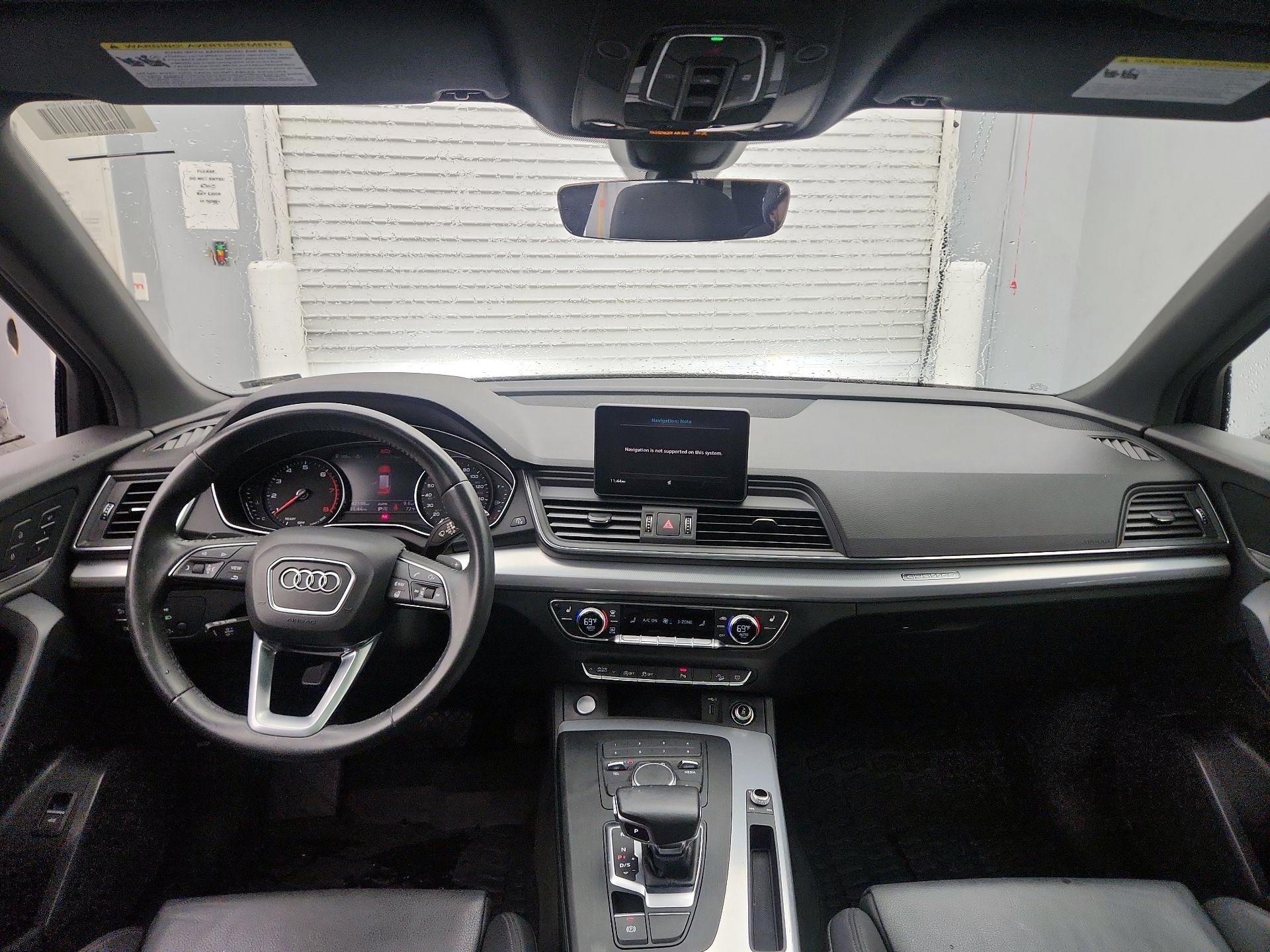 Thumbnail: 2020 Audi Q5 - 9