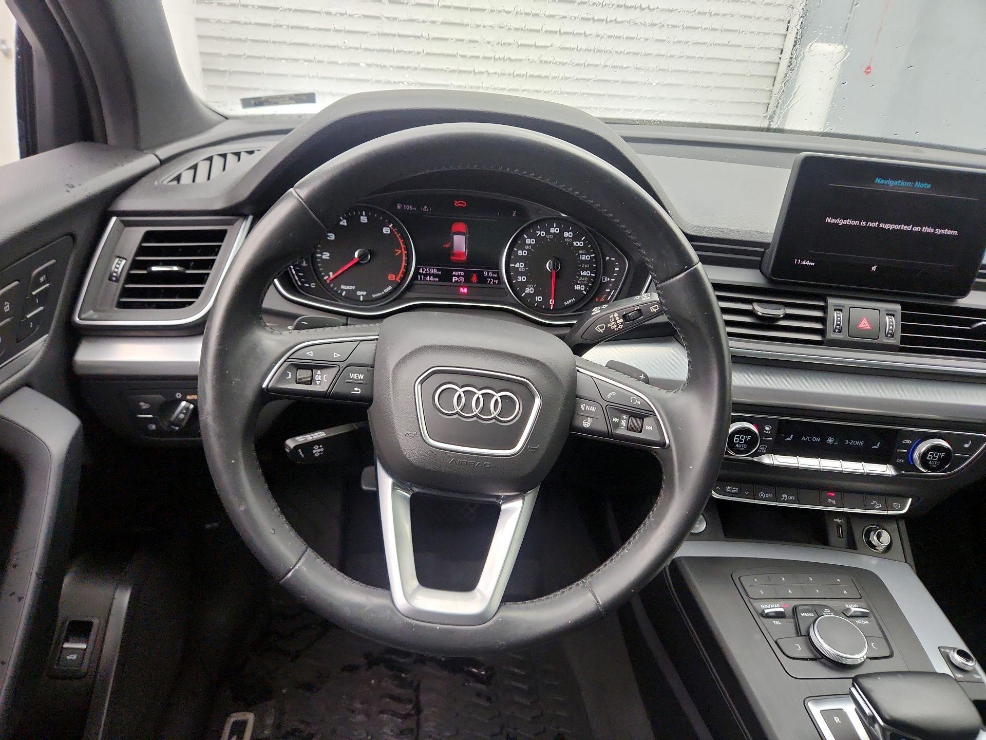 Thumbnail: 2020 Audi Q5 - 10