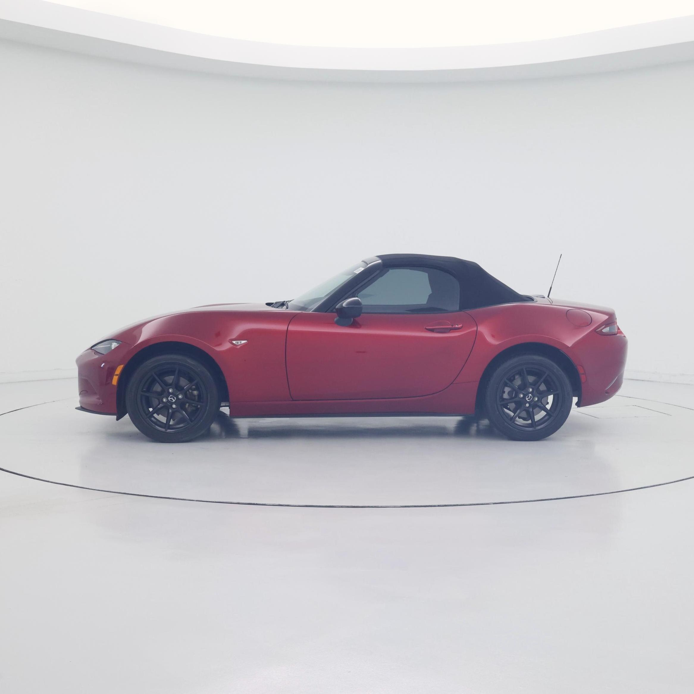 Thumbnail: 2023 Mazda MX-5 Miata - 3