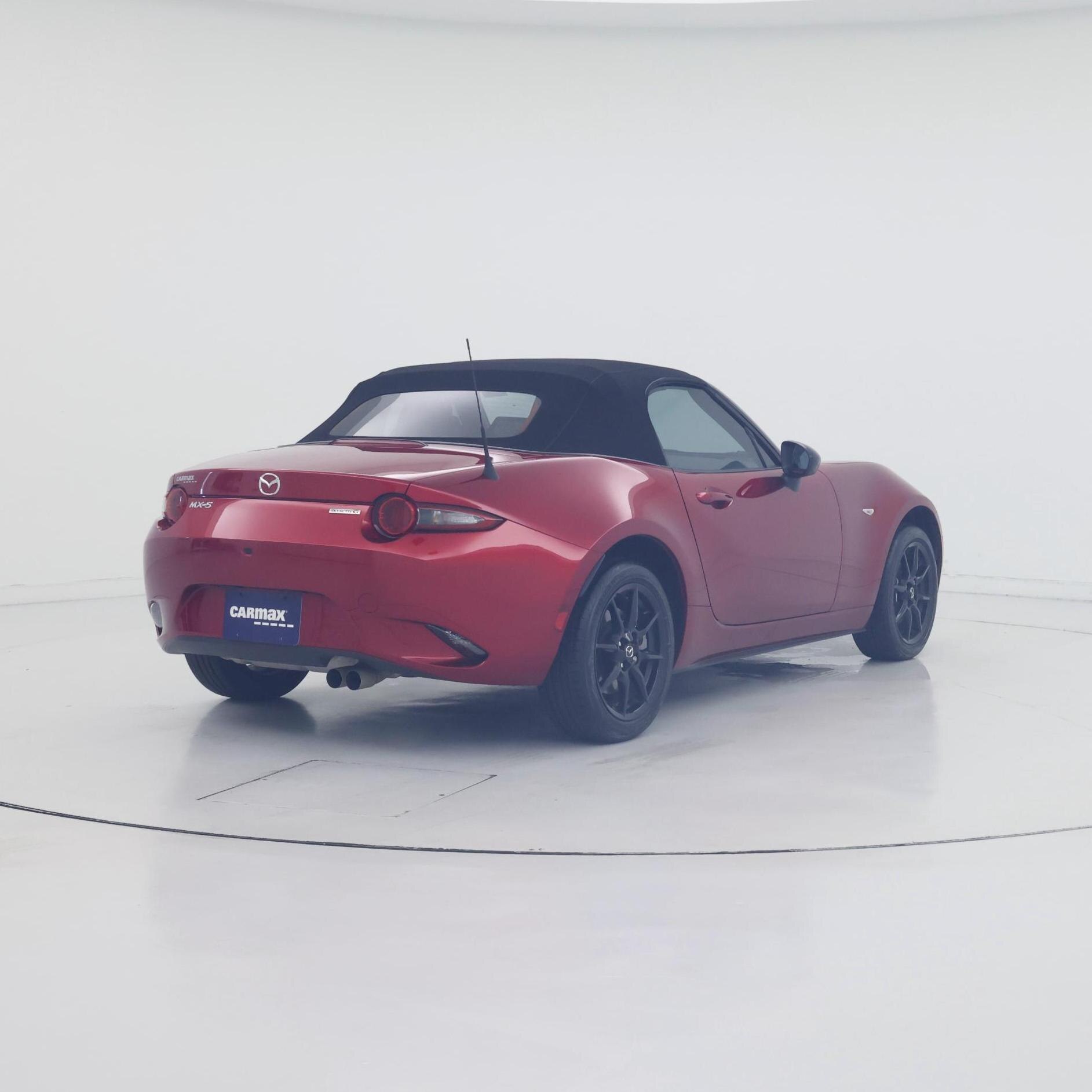 Thumbnail: 2023 Mazda MX-5 Miata - 8