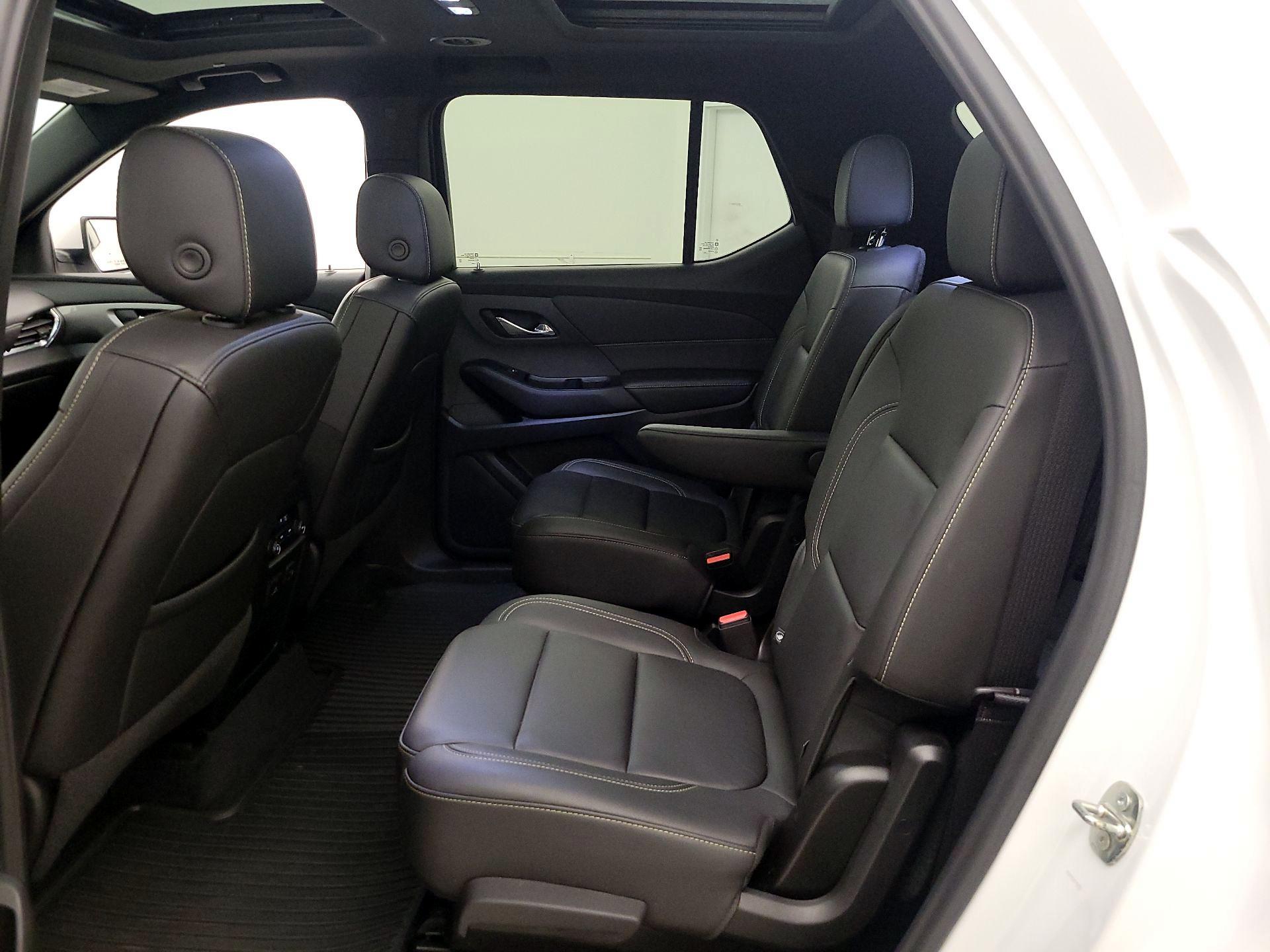 Thumbnail: 2023 Chevrolet Traverse - 20