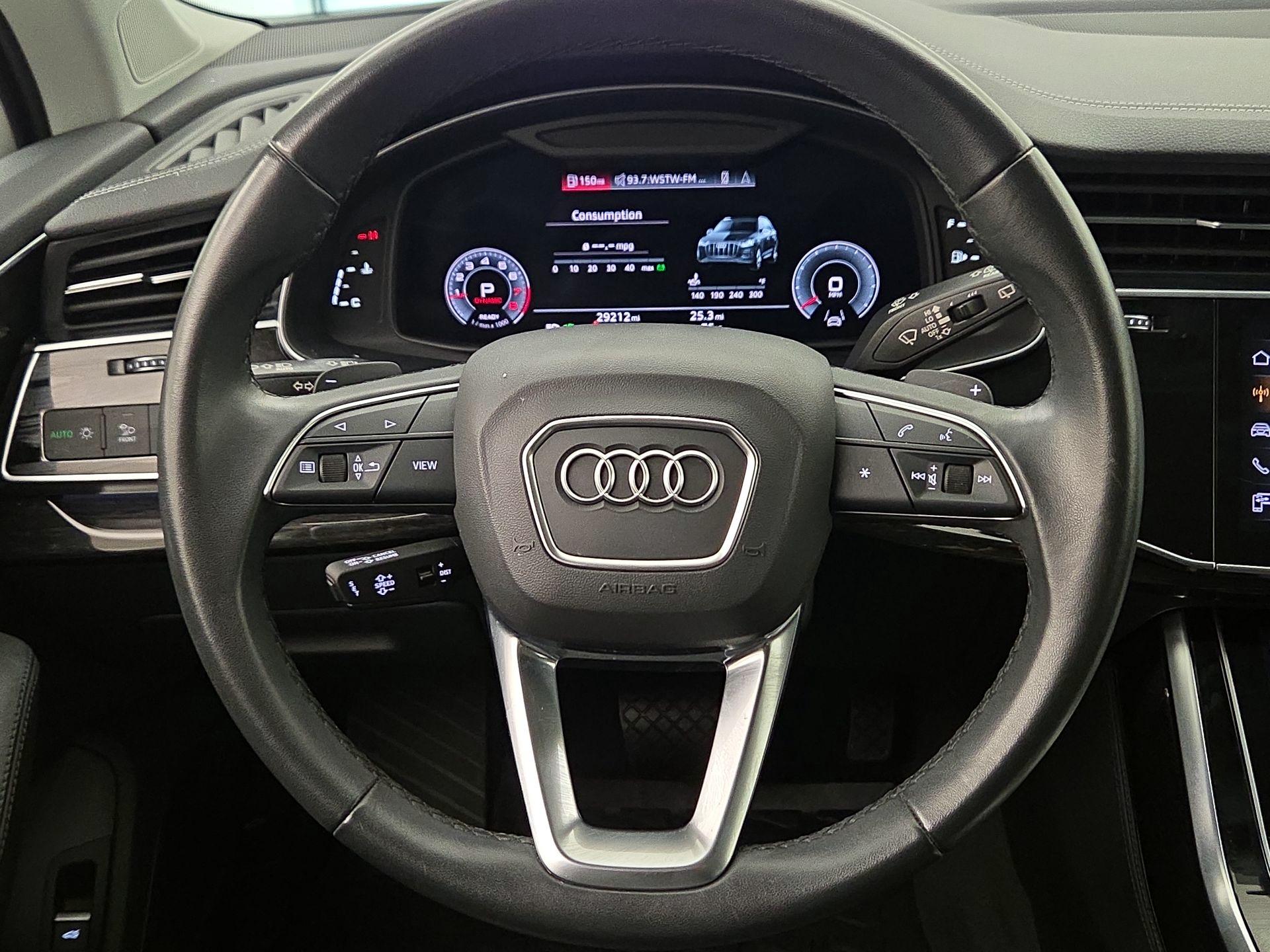 Thumbnail: 2023 Audi Q7 - 10