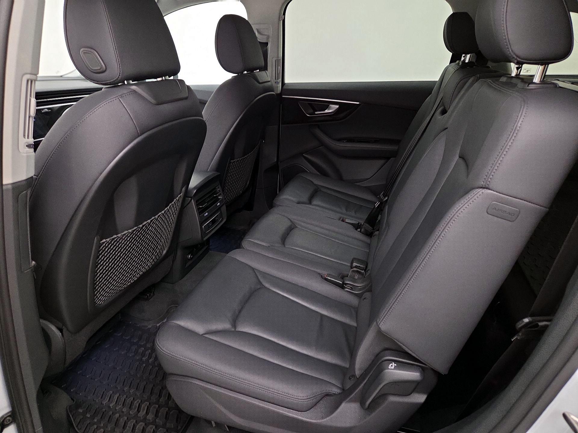 Thumbnail: 2023 Audi Q7 - 18