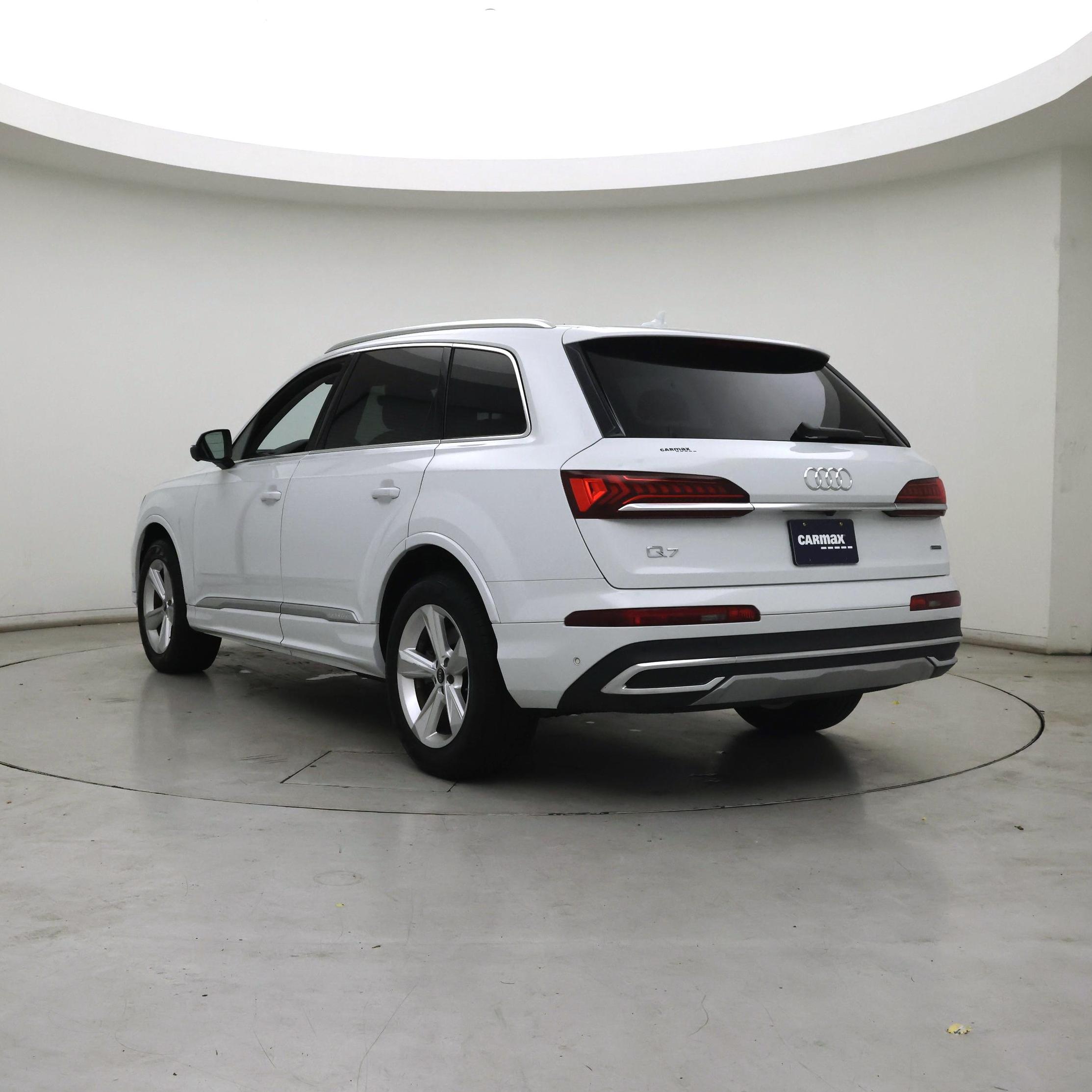 Thumbnail: 2023 Audi Q7 - 2