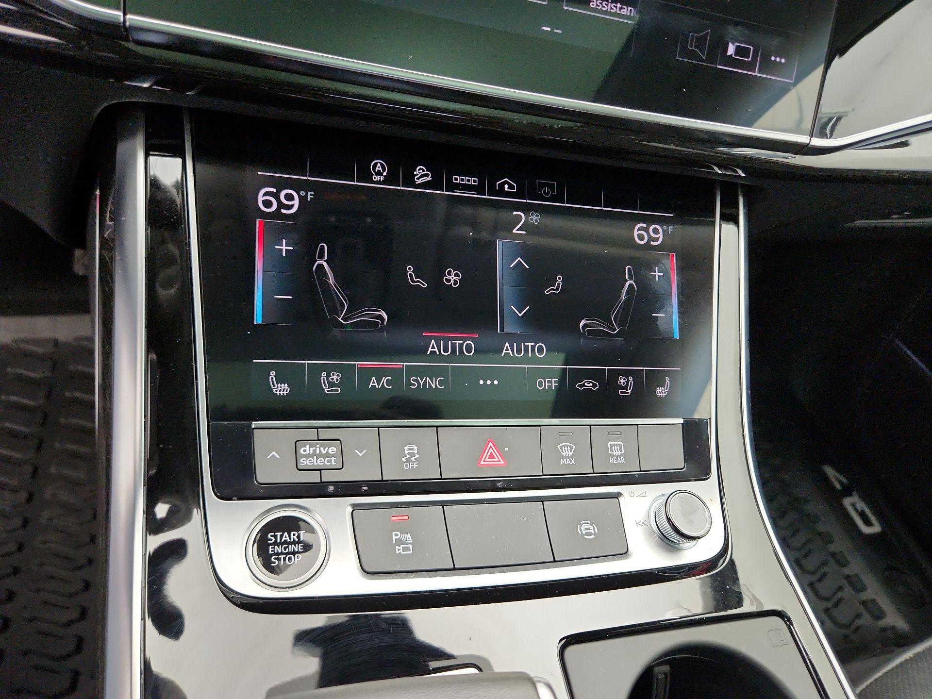 Thumbnail: 2023 Audi Q7 - 17