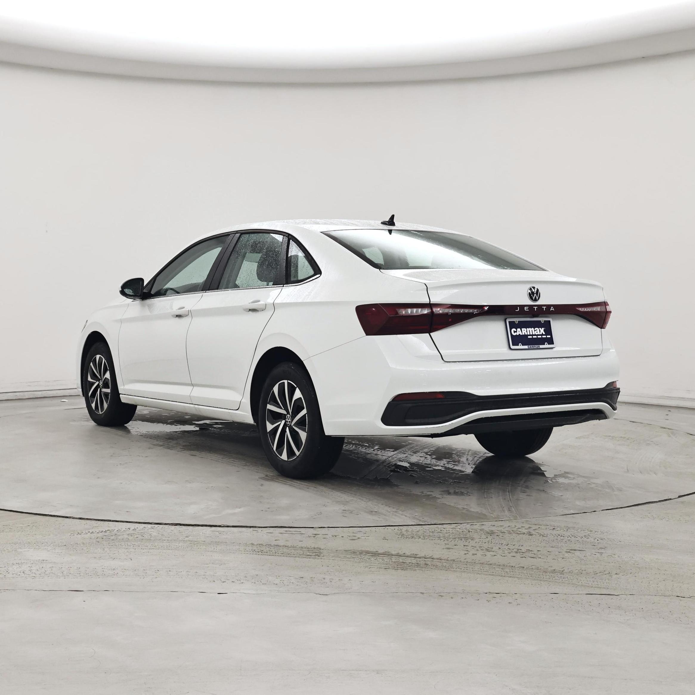 Thumbnail: 2025 Volkswagen Jetta - 2